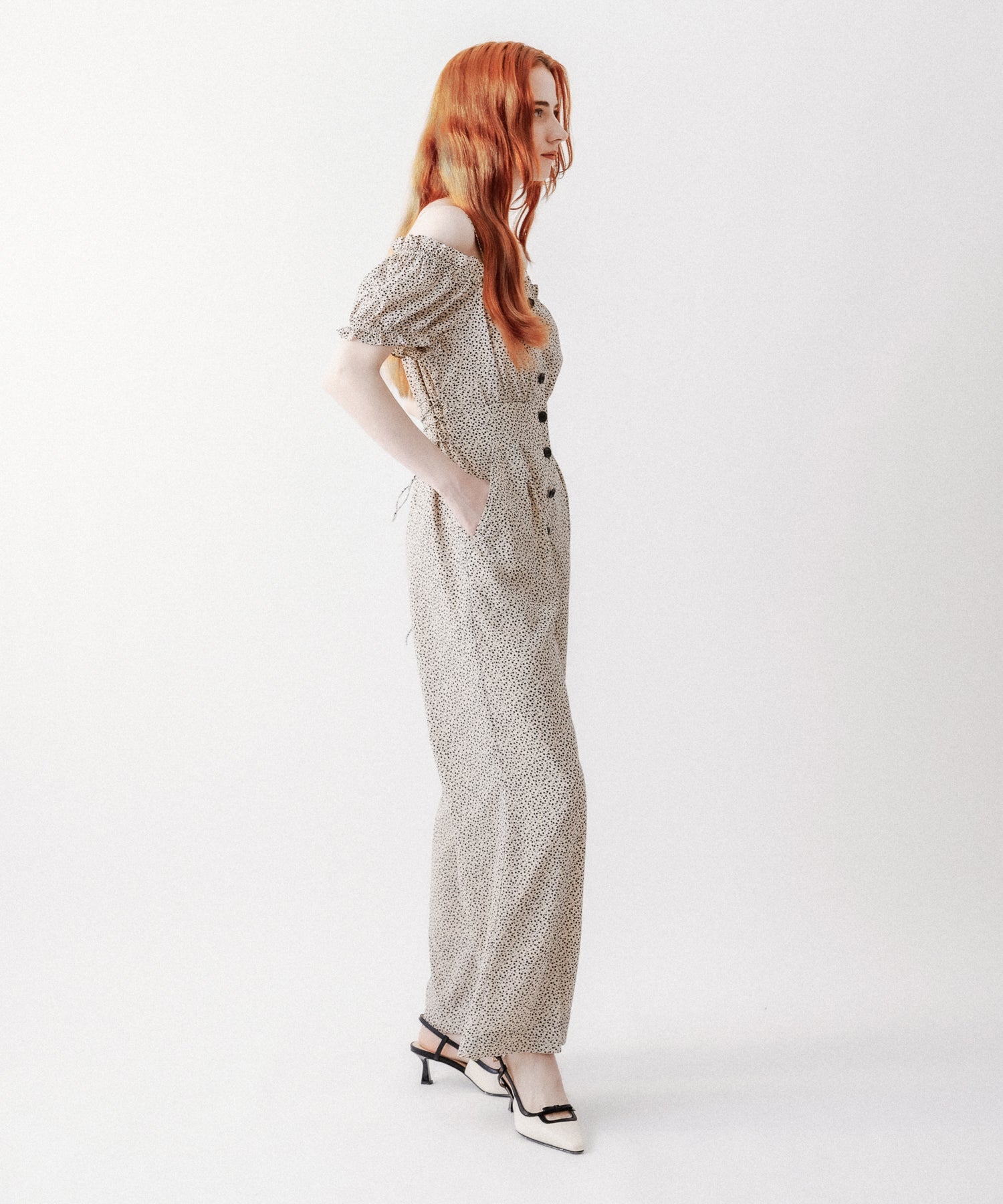 嬌小的花朵合而為一