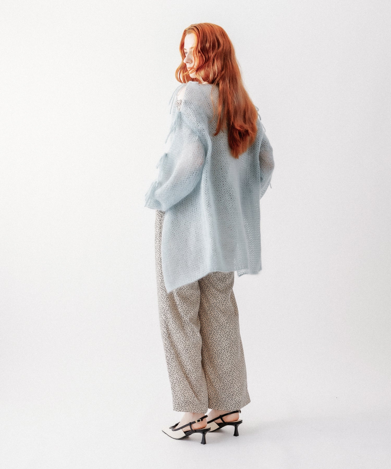 嬌小的花朵合而為一