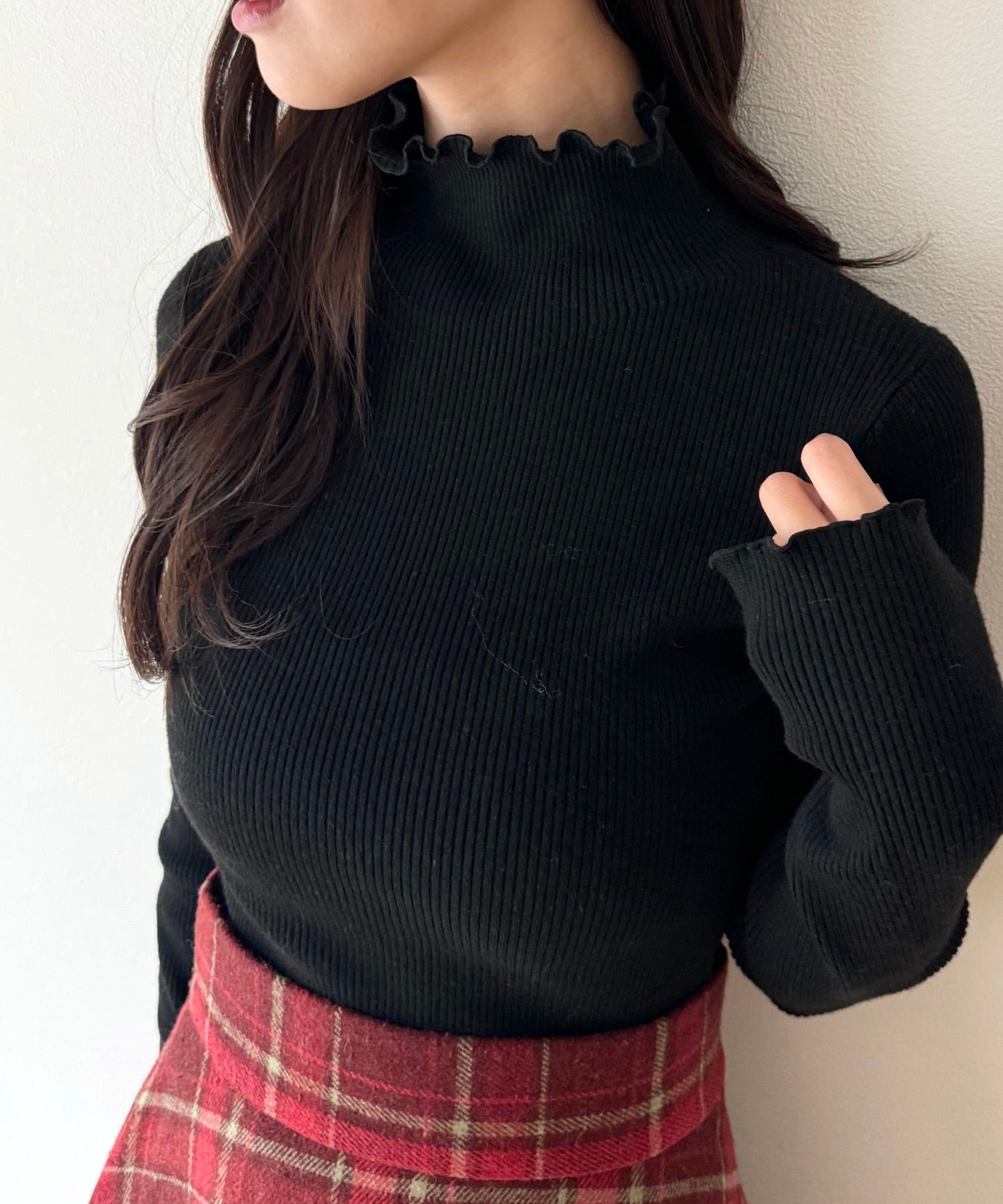 ハイネックリブニット