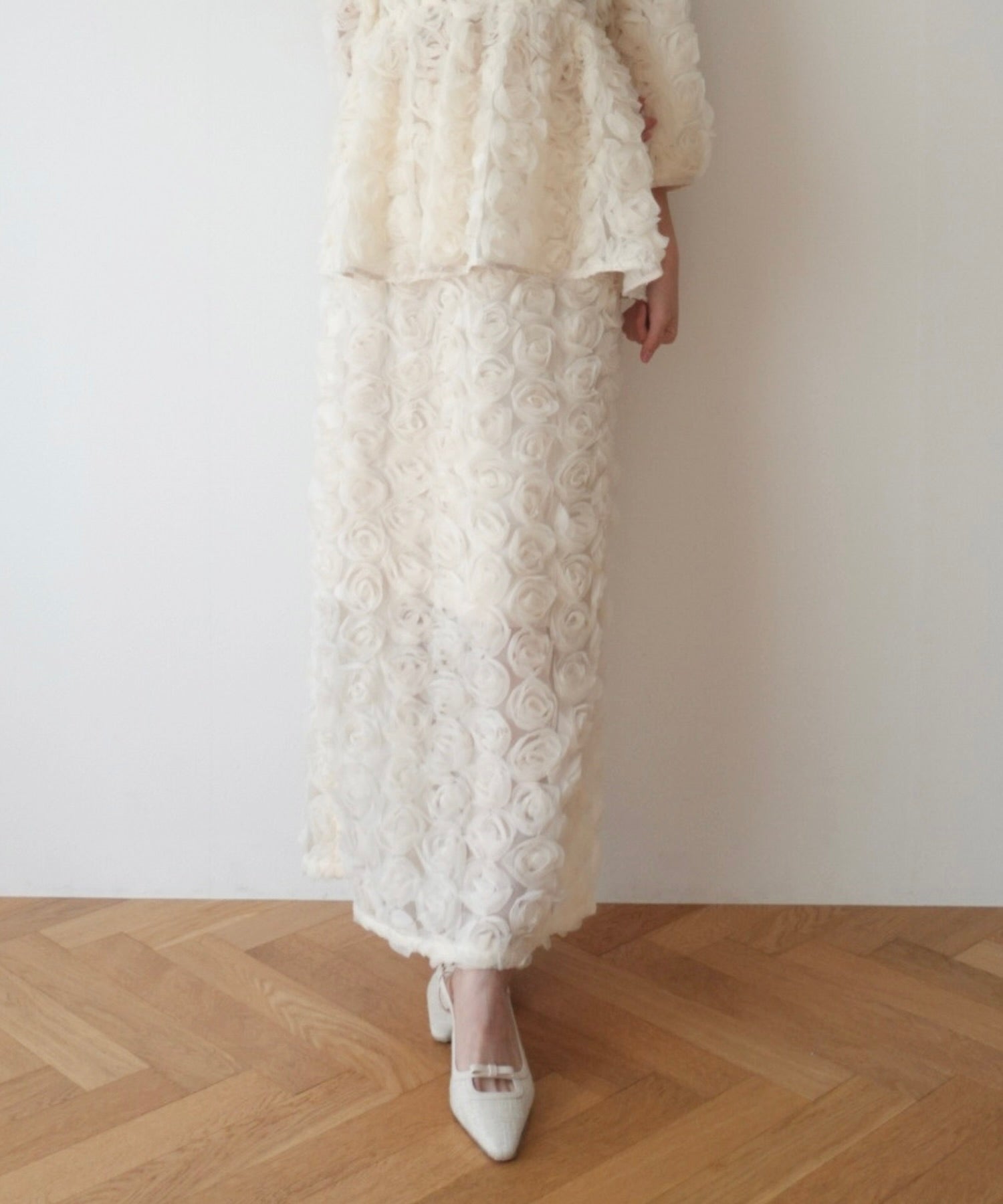 刺繡蕾絲半身裙