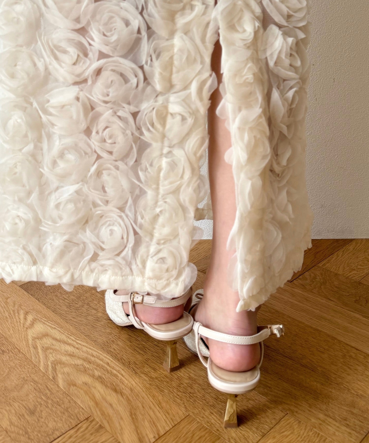 刺繡蕾絲半身裙