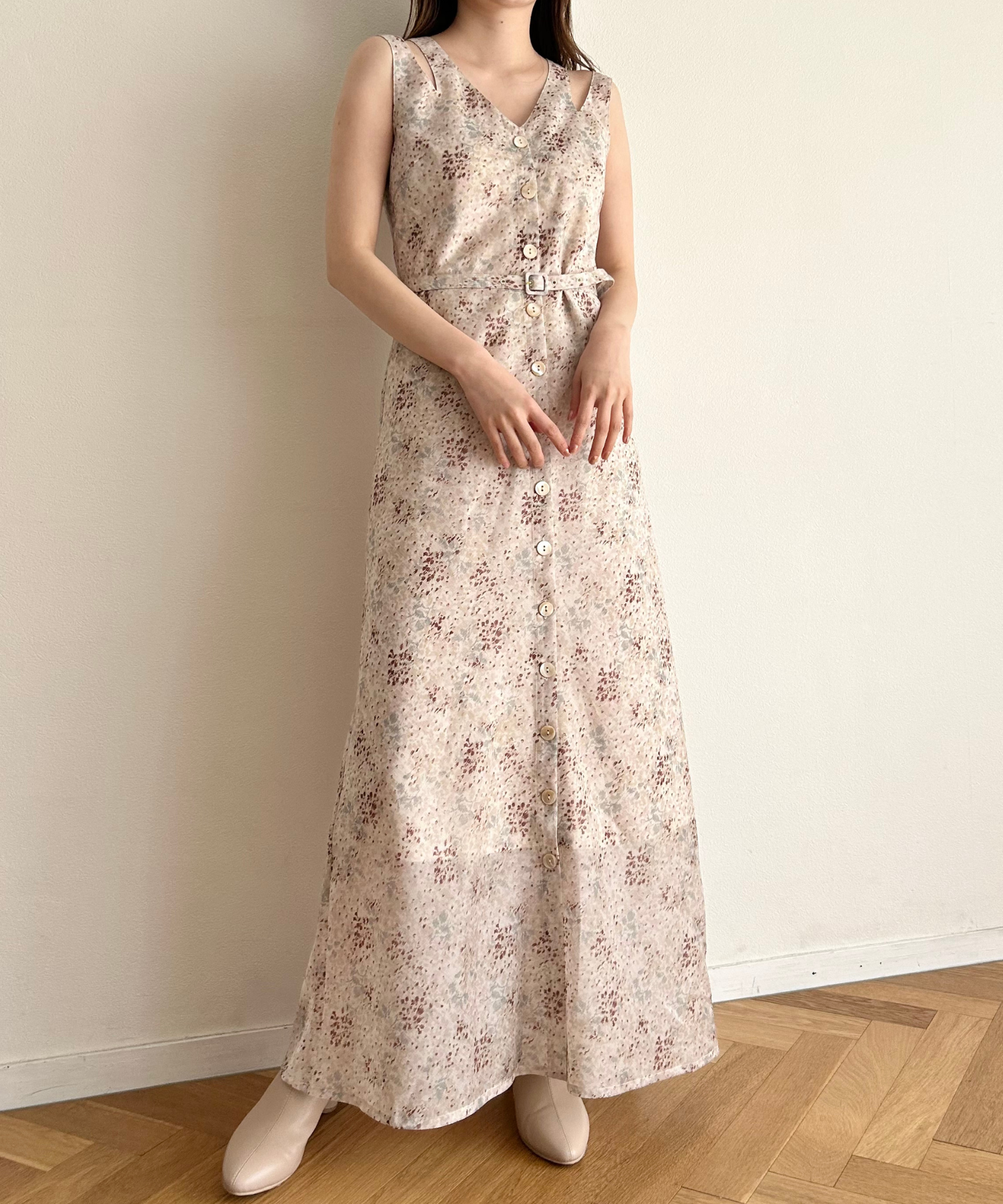 Merry Milton 鏤空連身裙