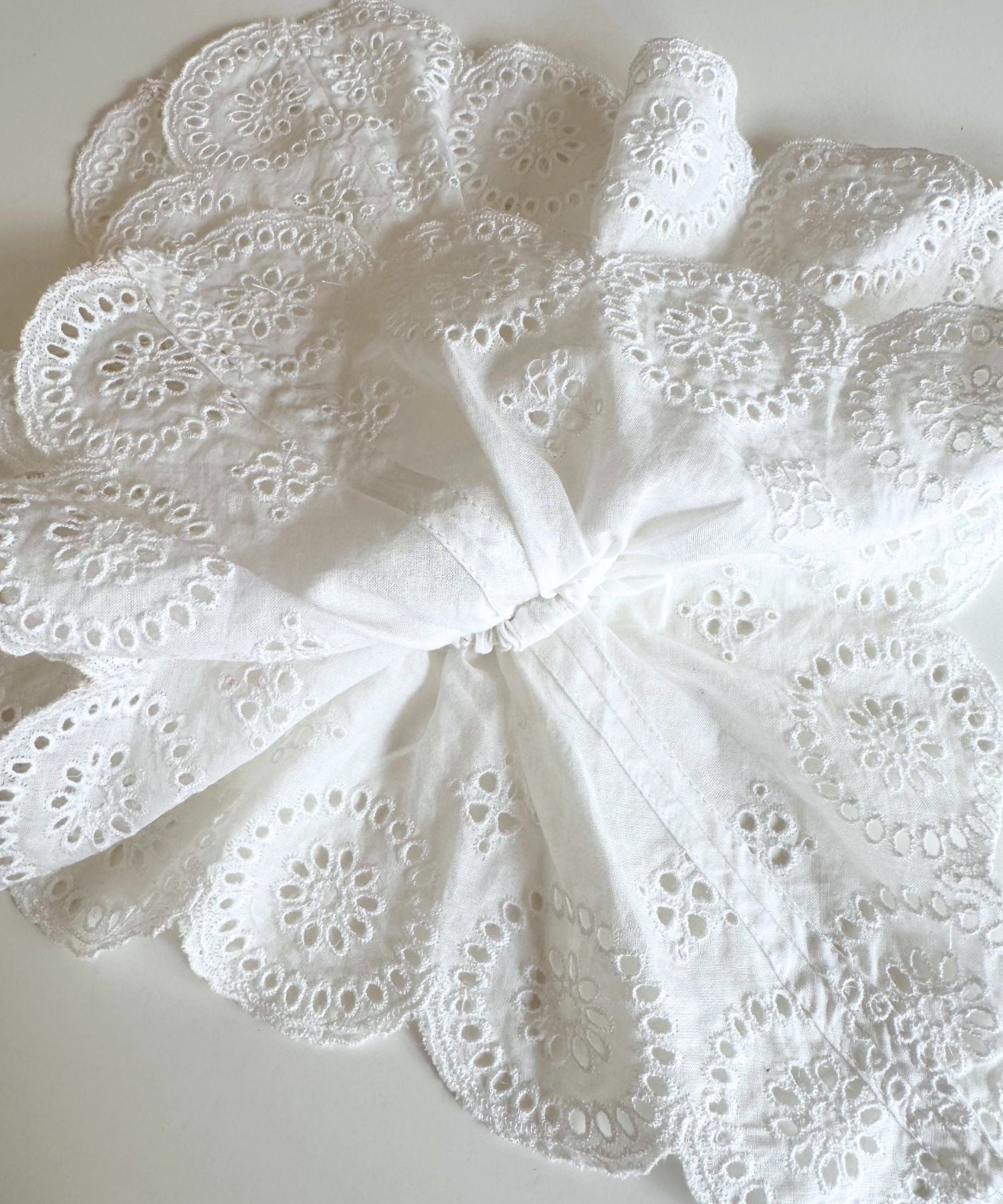 コットンボイルフラワーシュシュ