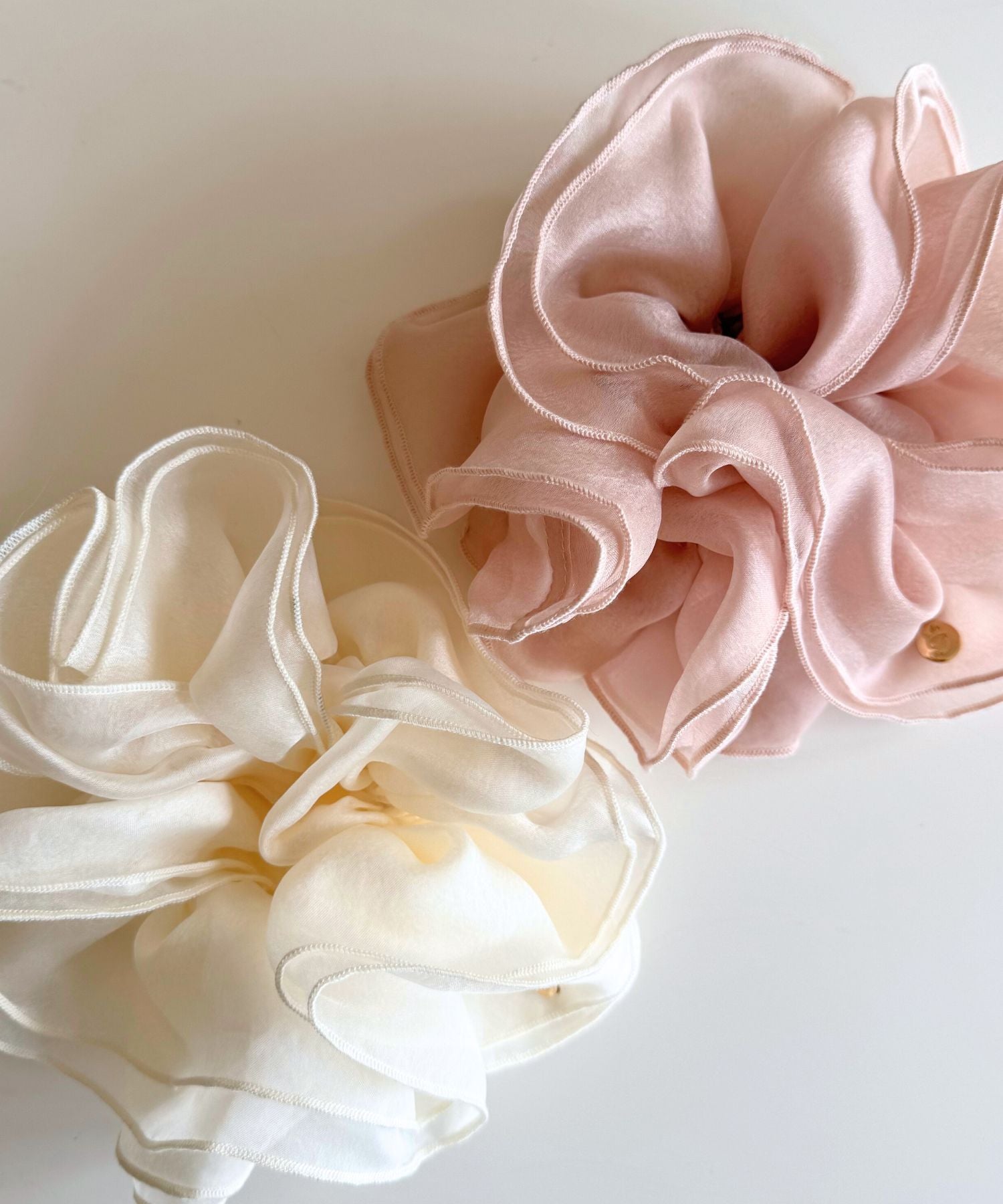 オーガンジーシュシュ