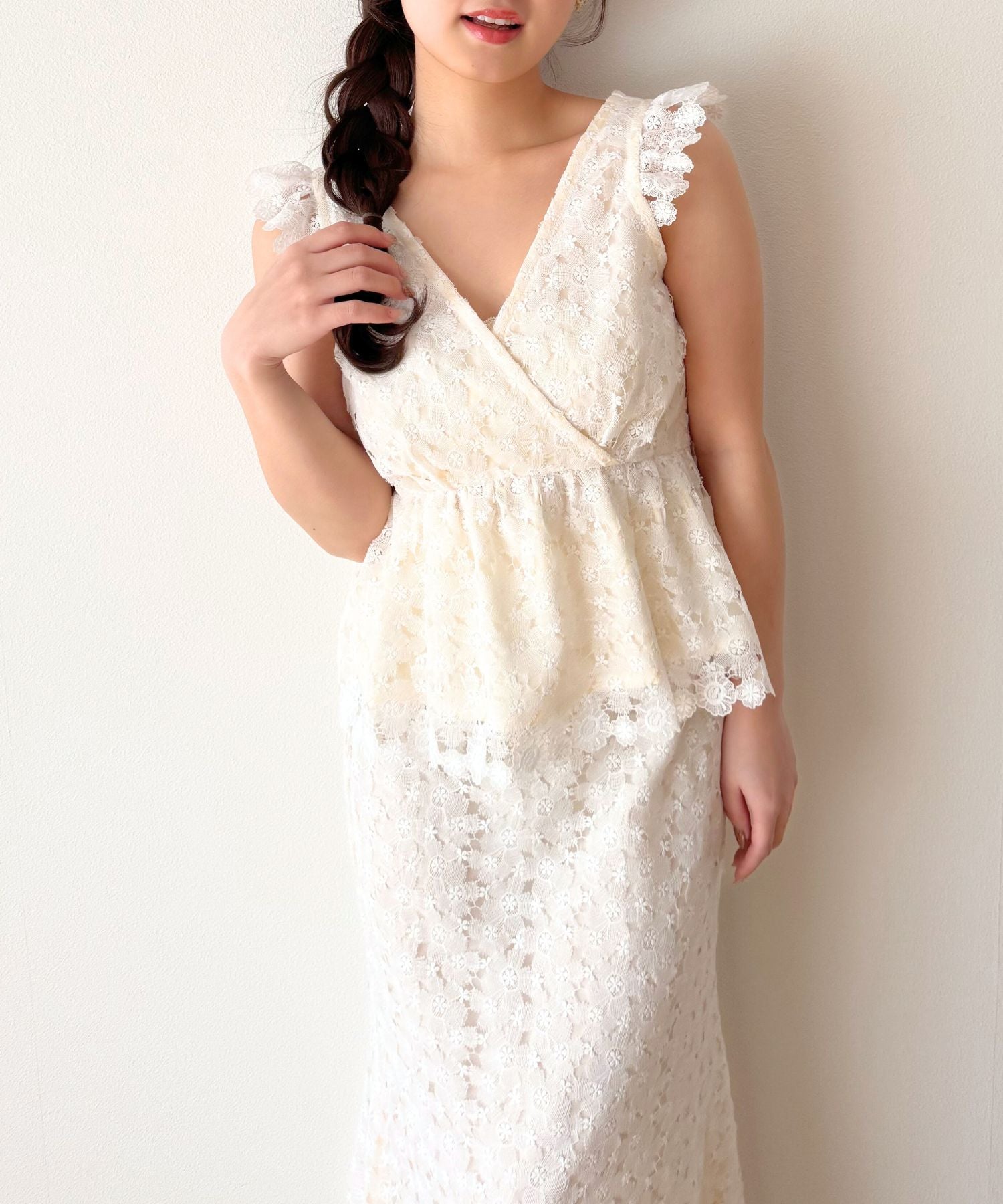 ケミカルレースブラウス