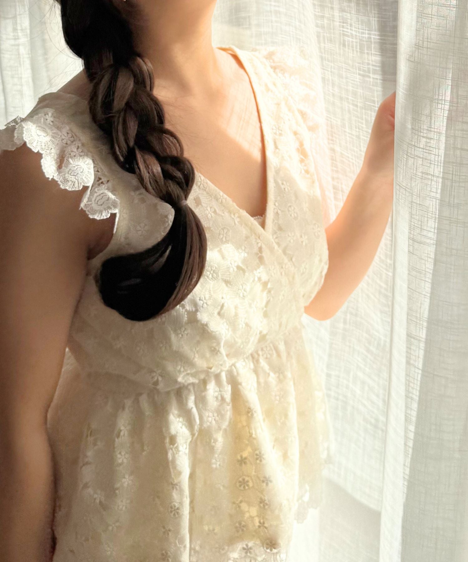 ケミカルレースブラウス