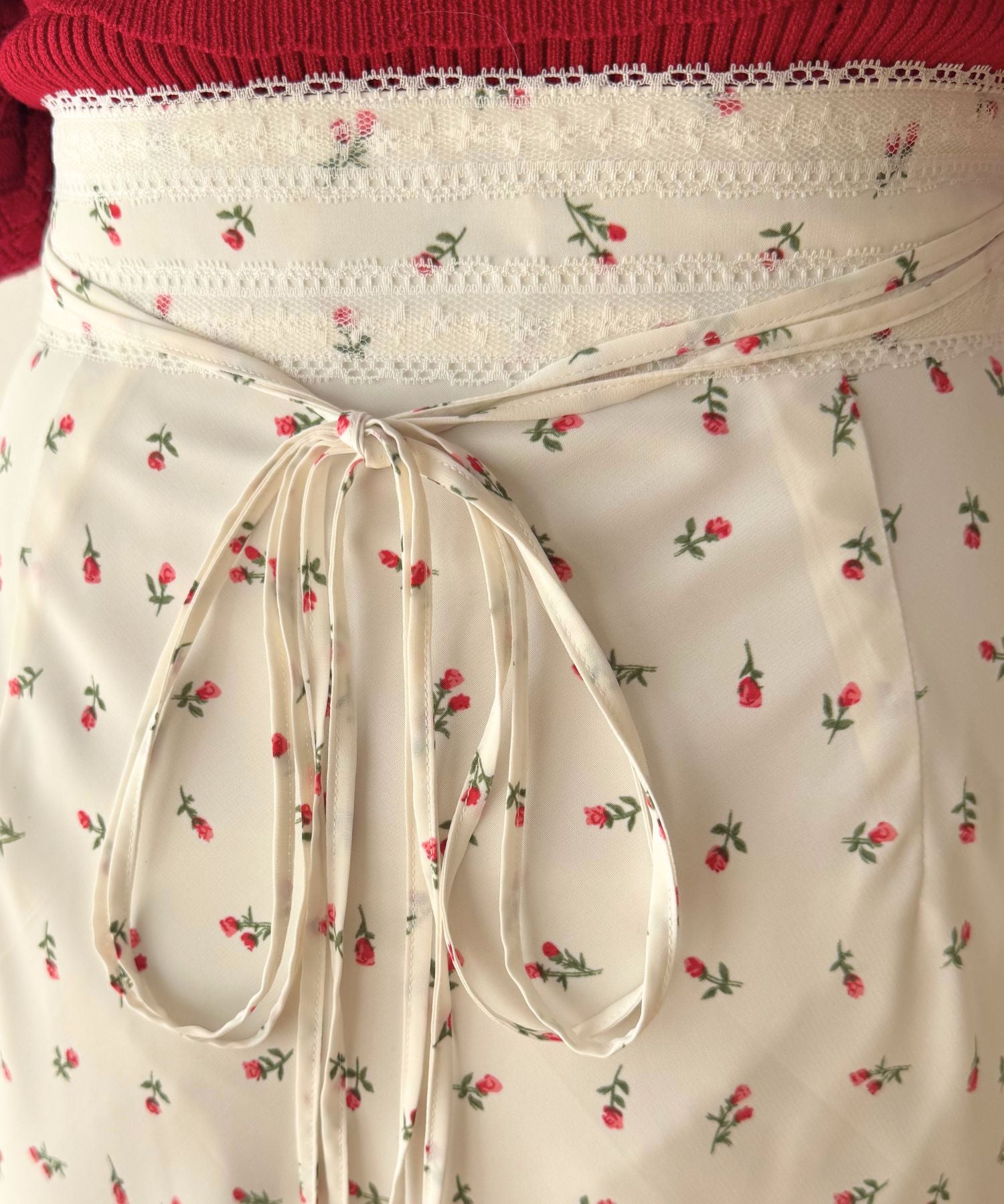 ミニフラワーレーススカート