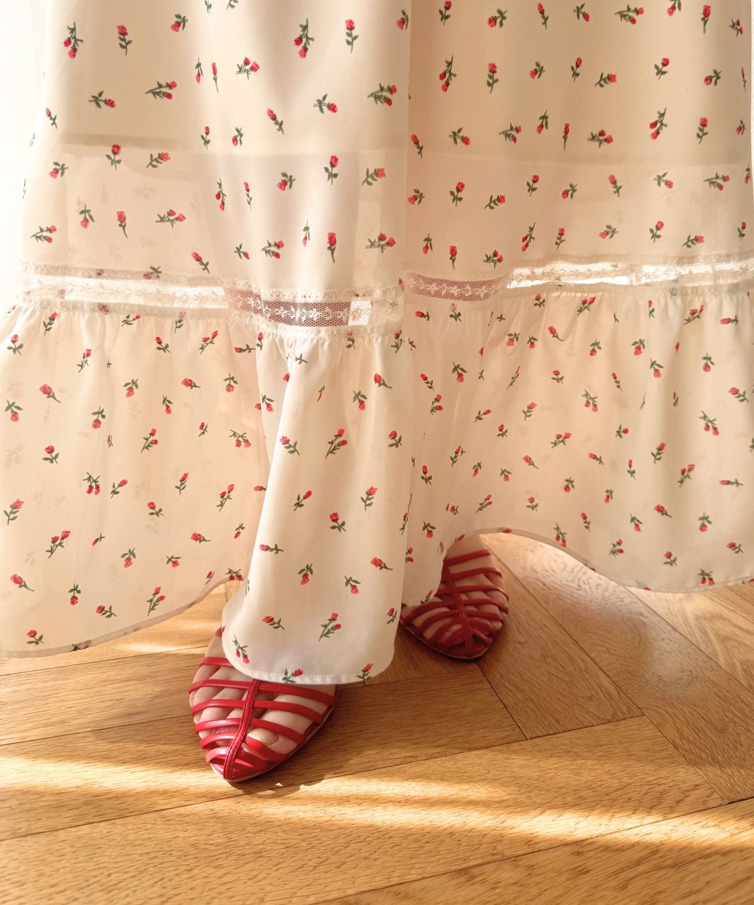 ミニフラワーレーススカート