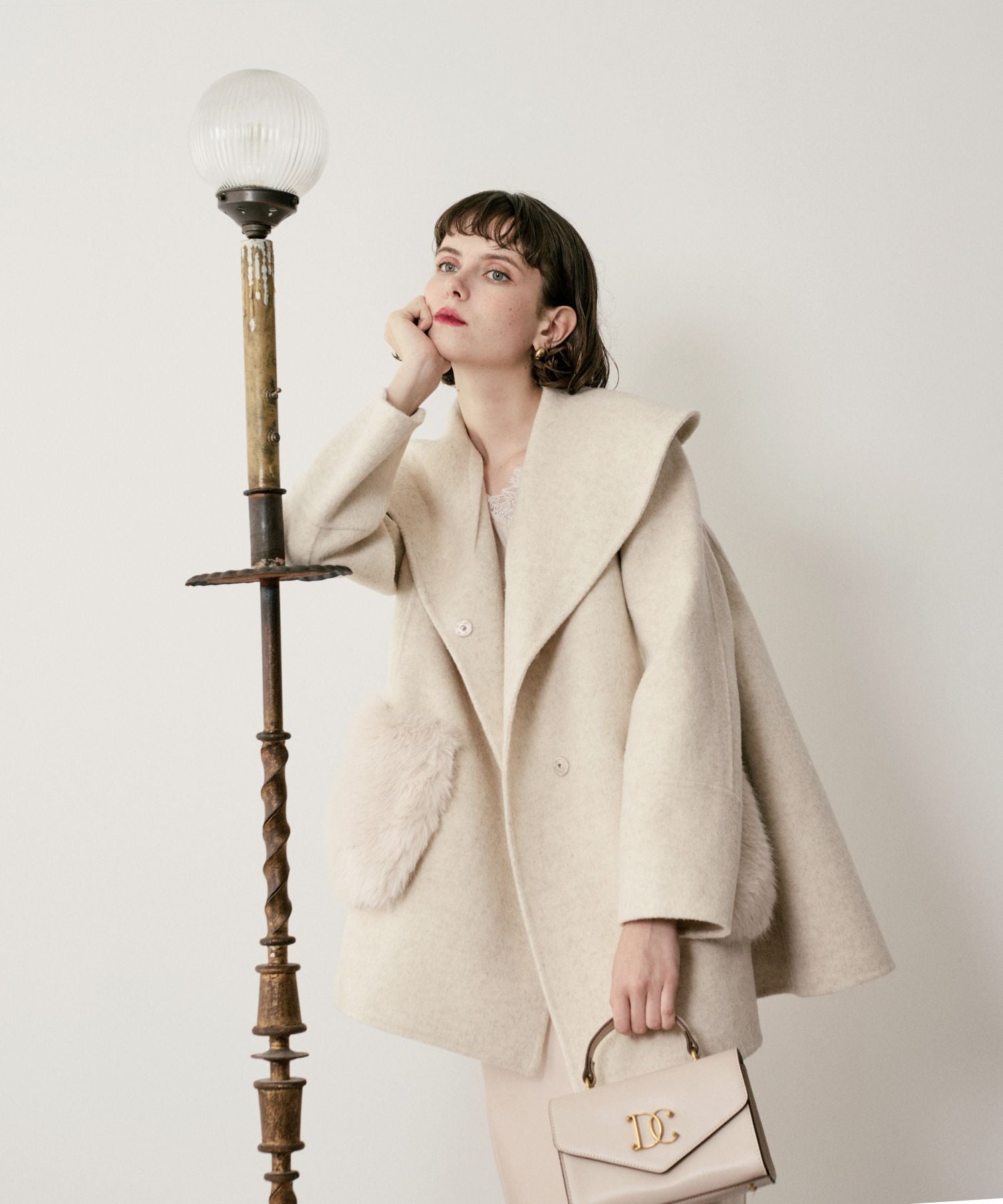 毛皮口袋喇叭外套