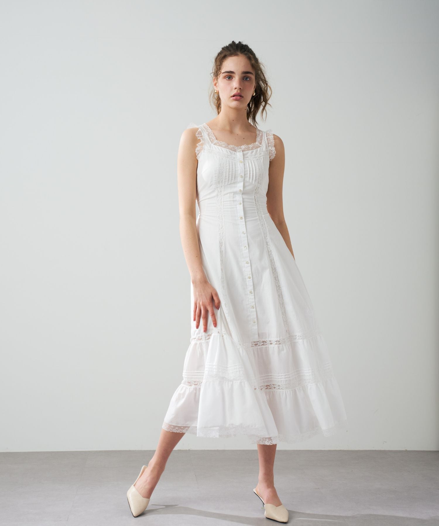 レースミックスフレアワンピース