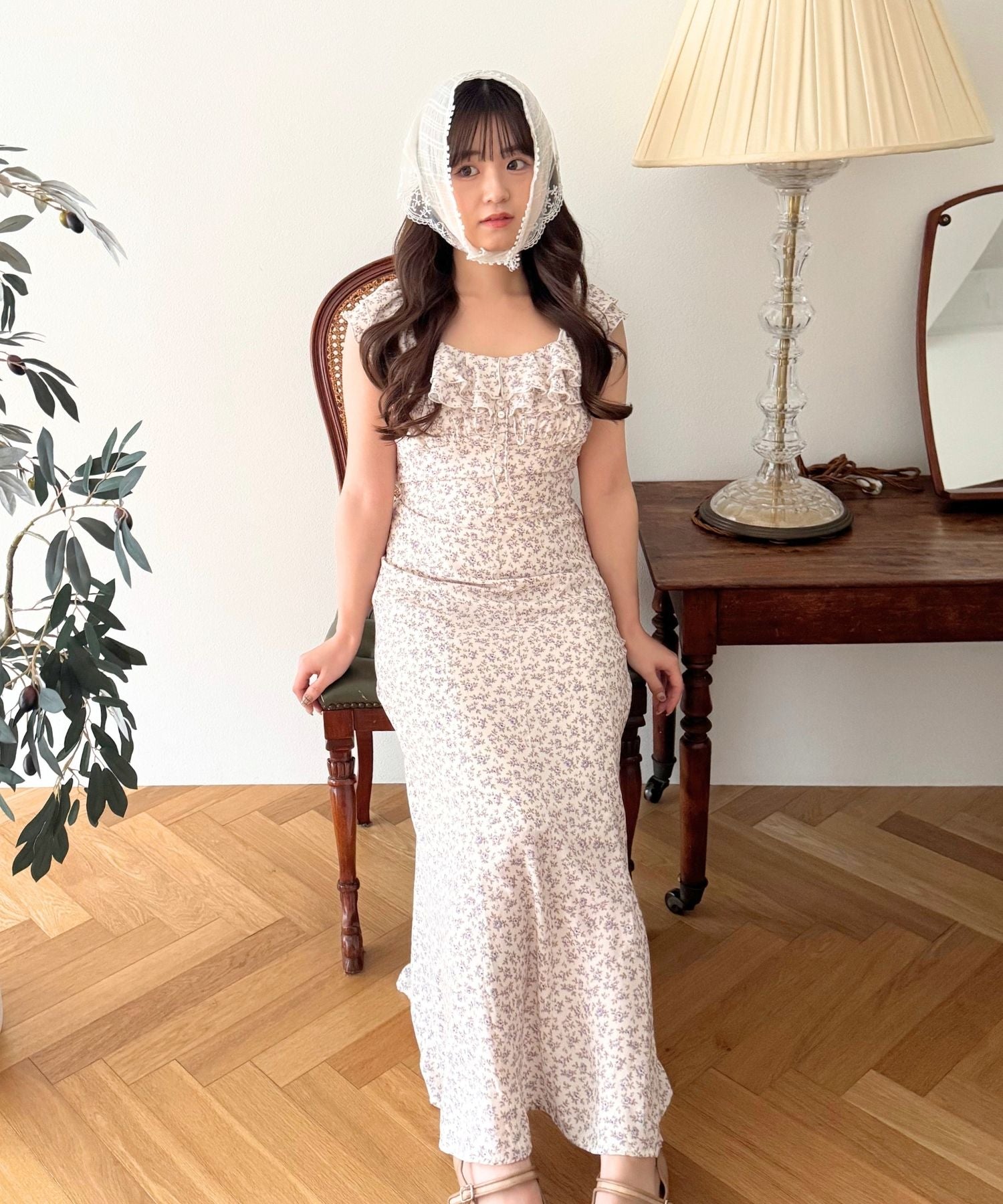 ローズフリルワンピース