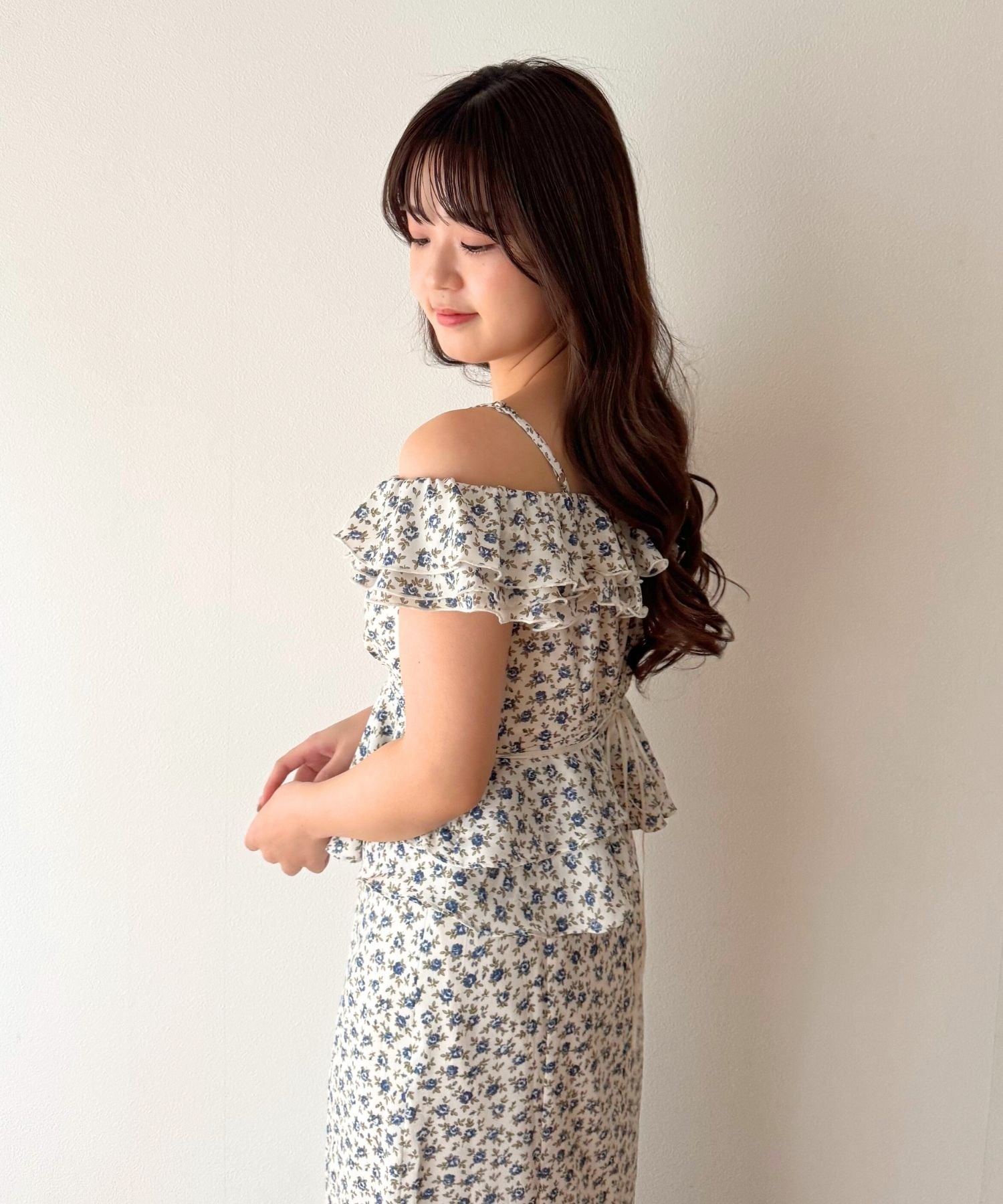 【予約】ローズフリル2wayオフショルブラウス