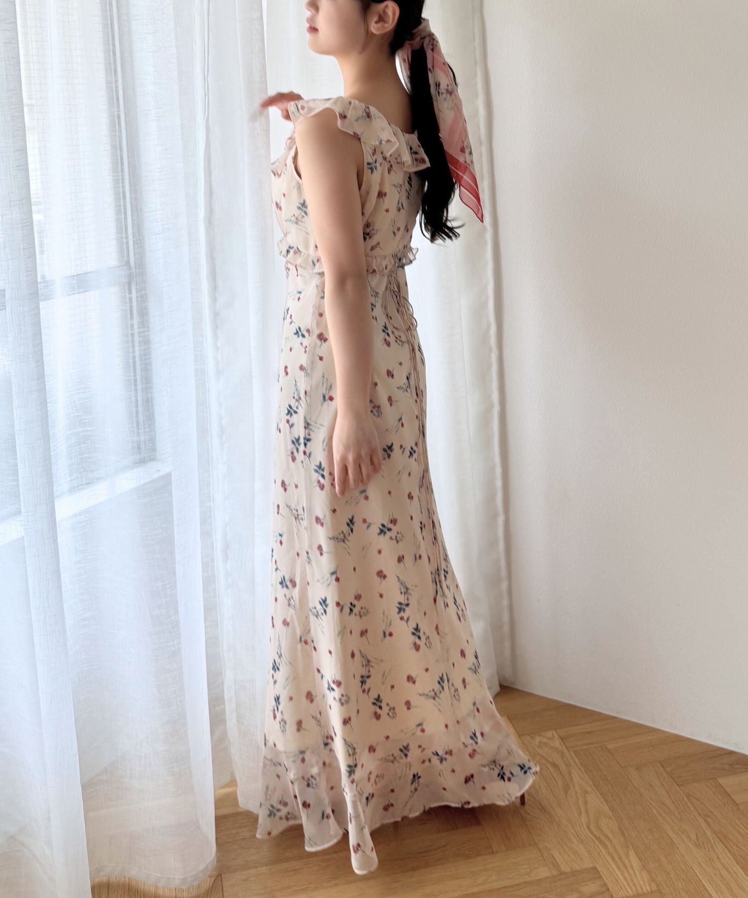 シアーシフォンフラワーワンピース