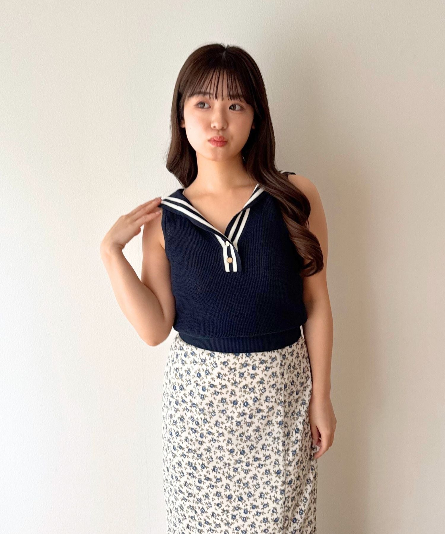 セーラーカラーマリンニット