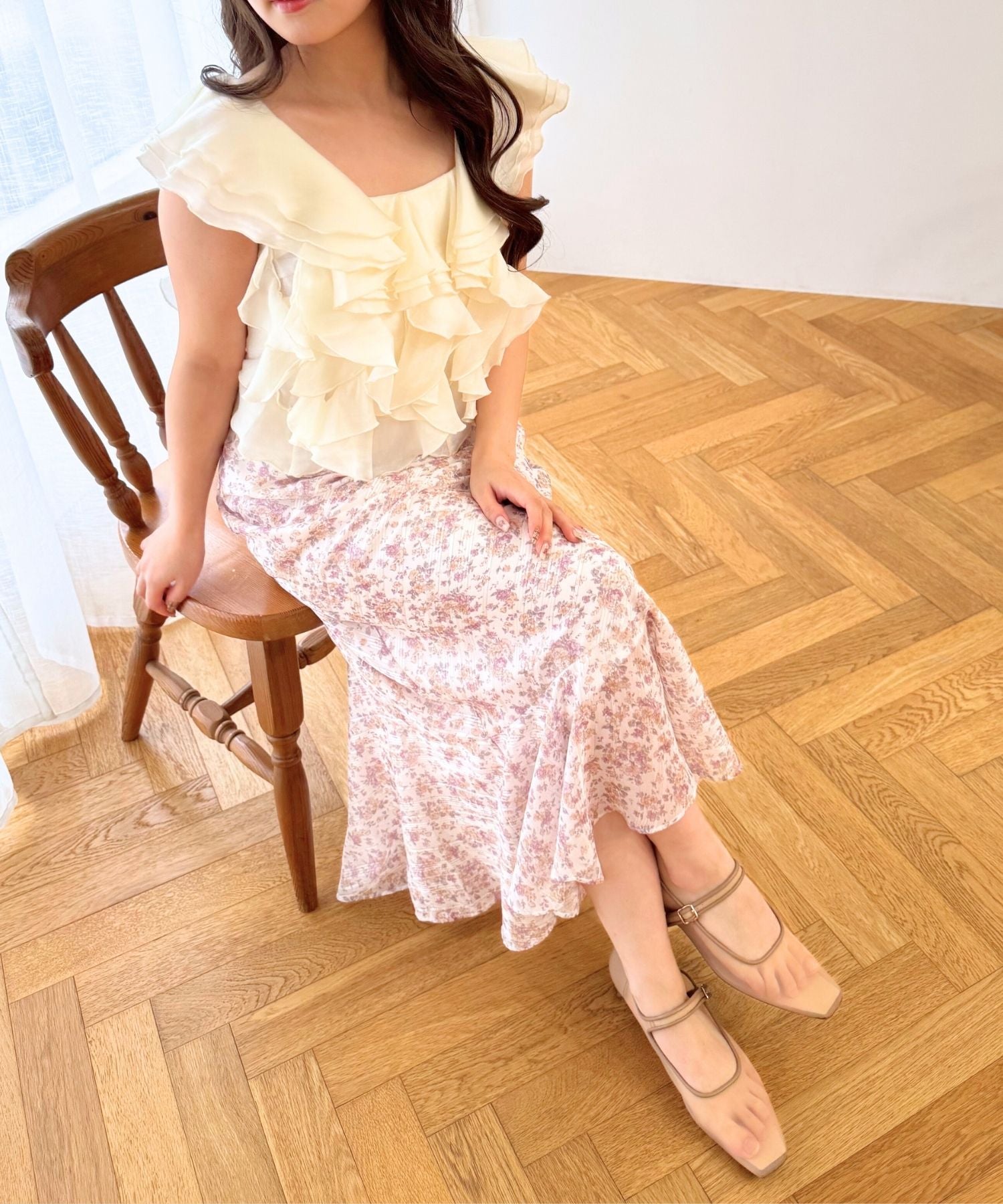 【予約】シアーフレアフリルブラウス