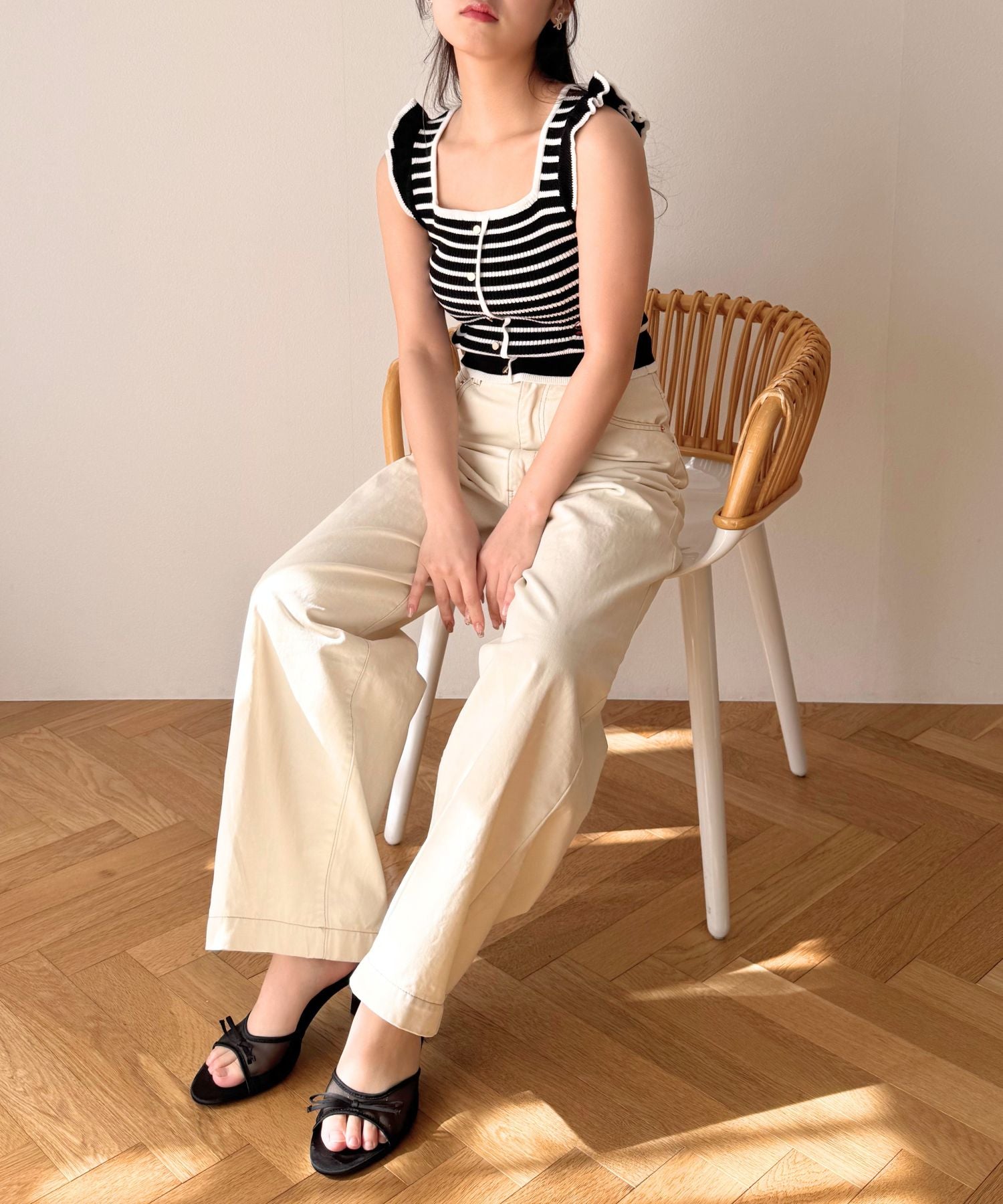 スクエアネックリブニット