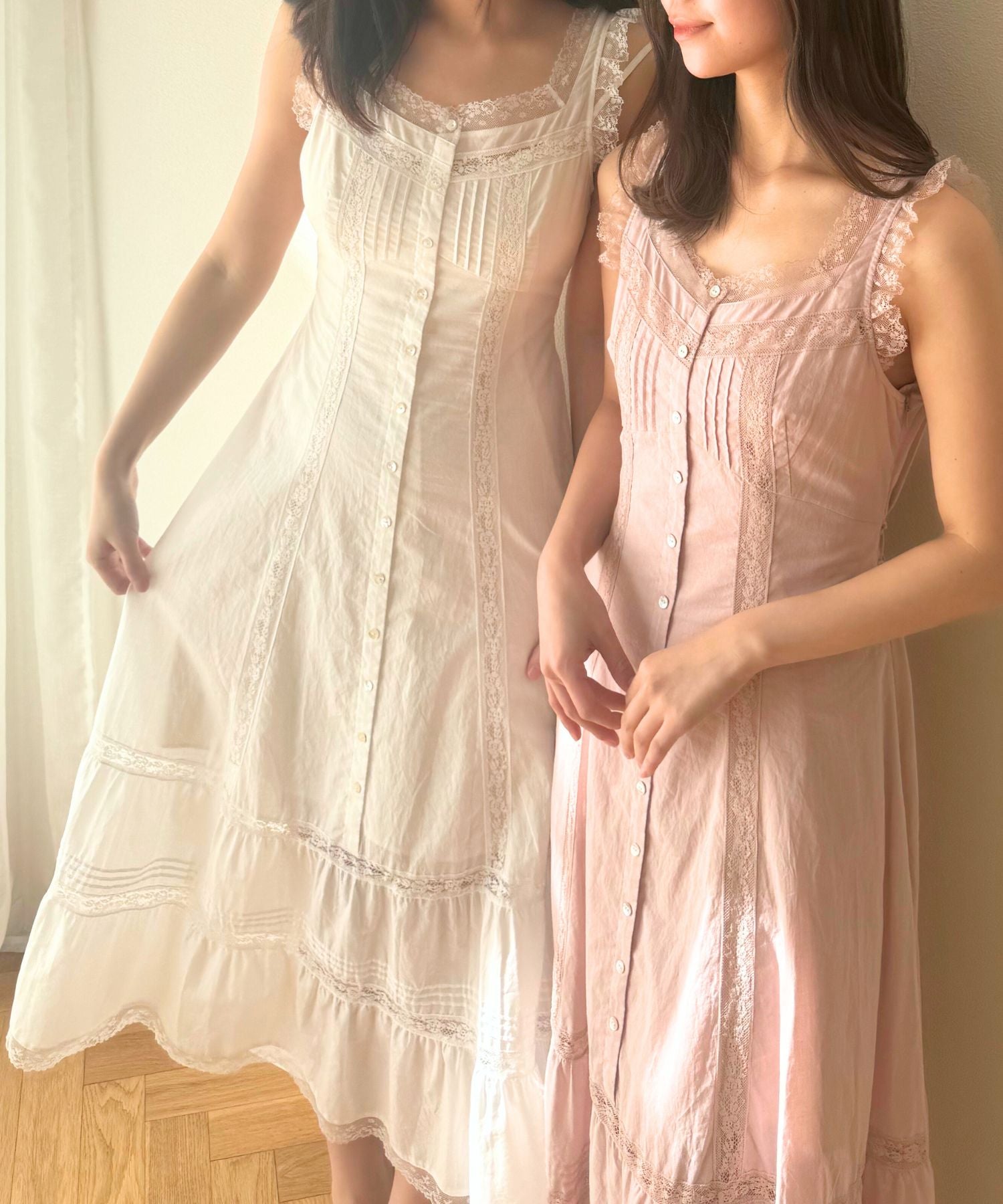 レースミックスフレアワンピース