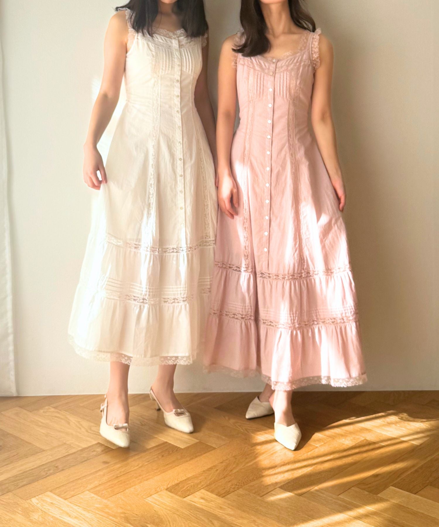 レースミックスフレアワンピース