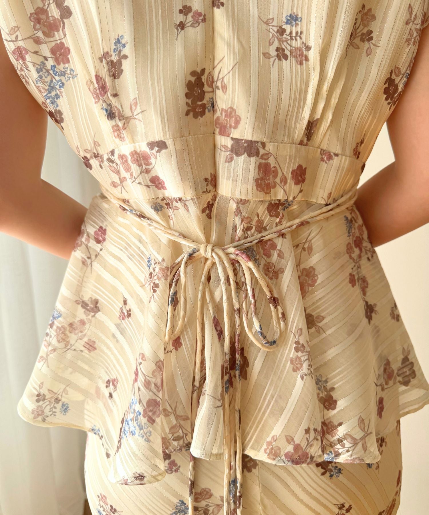 ラメストライプブーケブラウス