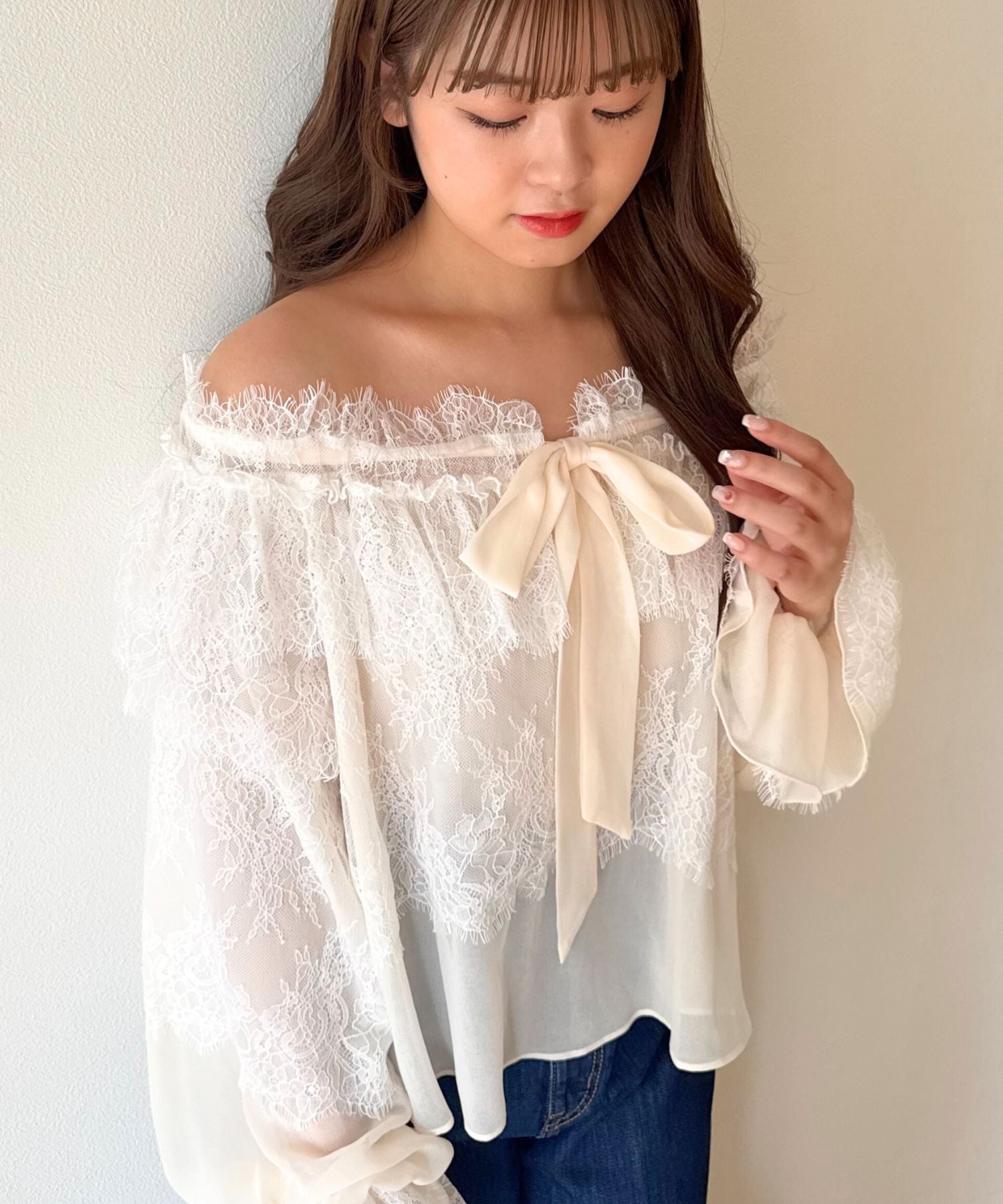 ティアードレースブラウス