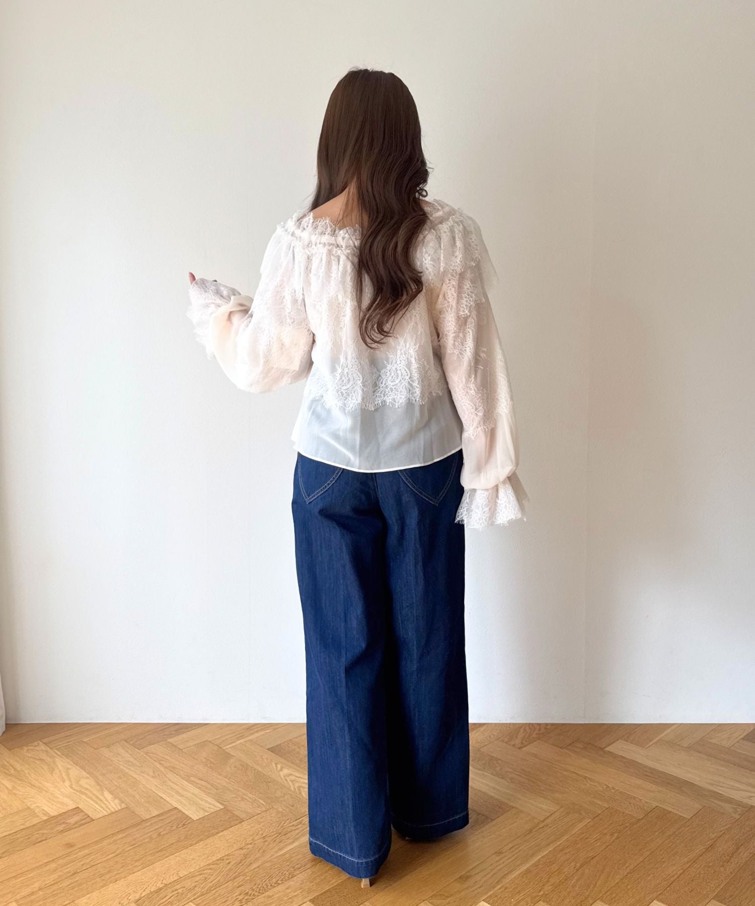 ティアードレースブラウス