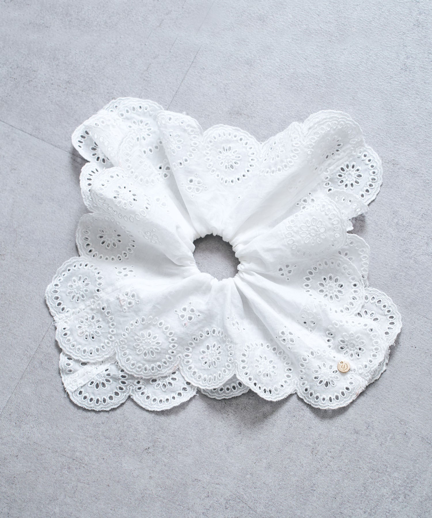 コットンボイルフラワーシュシュ