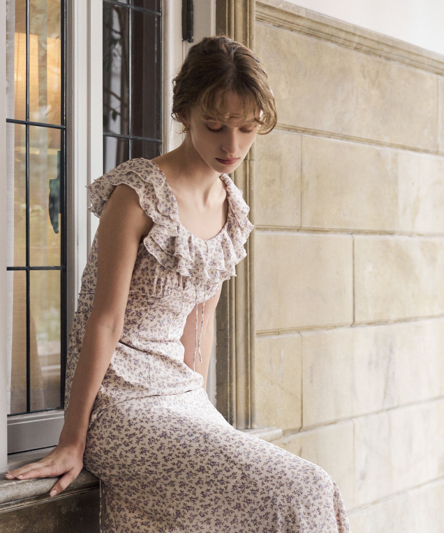 ローズフリルワンピース