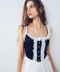 [Pre-order] Eyelet lace sleeveless knit