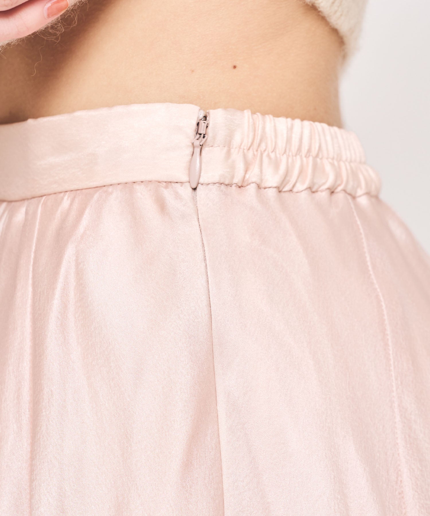 シアーフレアスカート