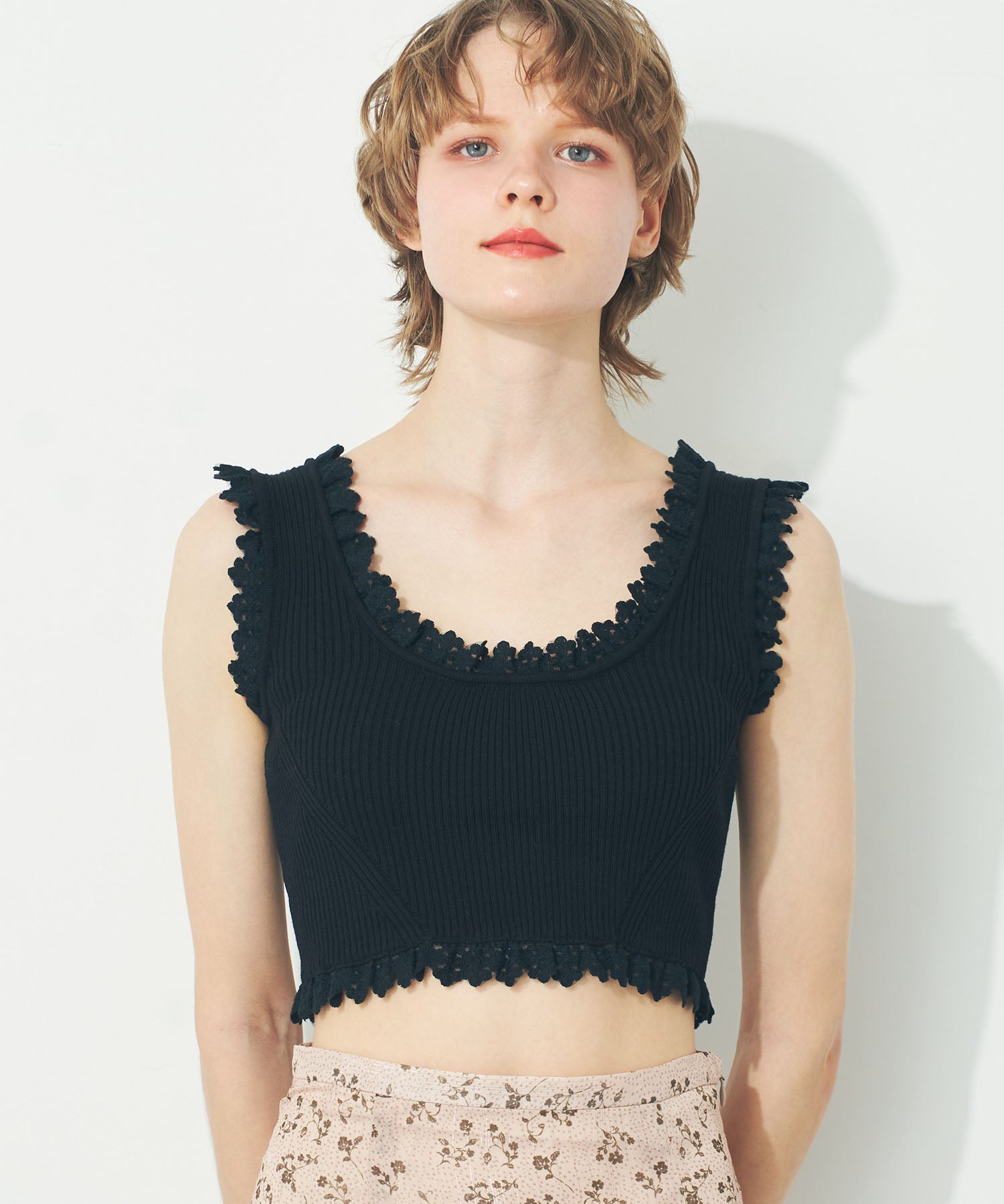 ニット セーター フリルヘムビスチェラインリブニット レディース Eimee Law ニット セーター フリルヘムビスチェラインリブニット