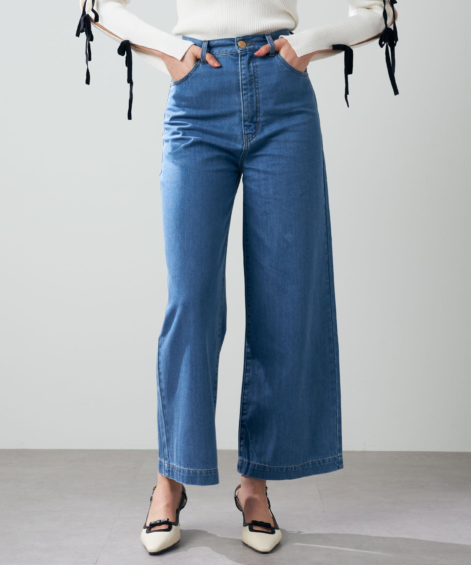 [Pre-order] Heart Pocket Denim Pants