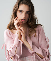 ハートネックリボンニット