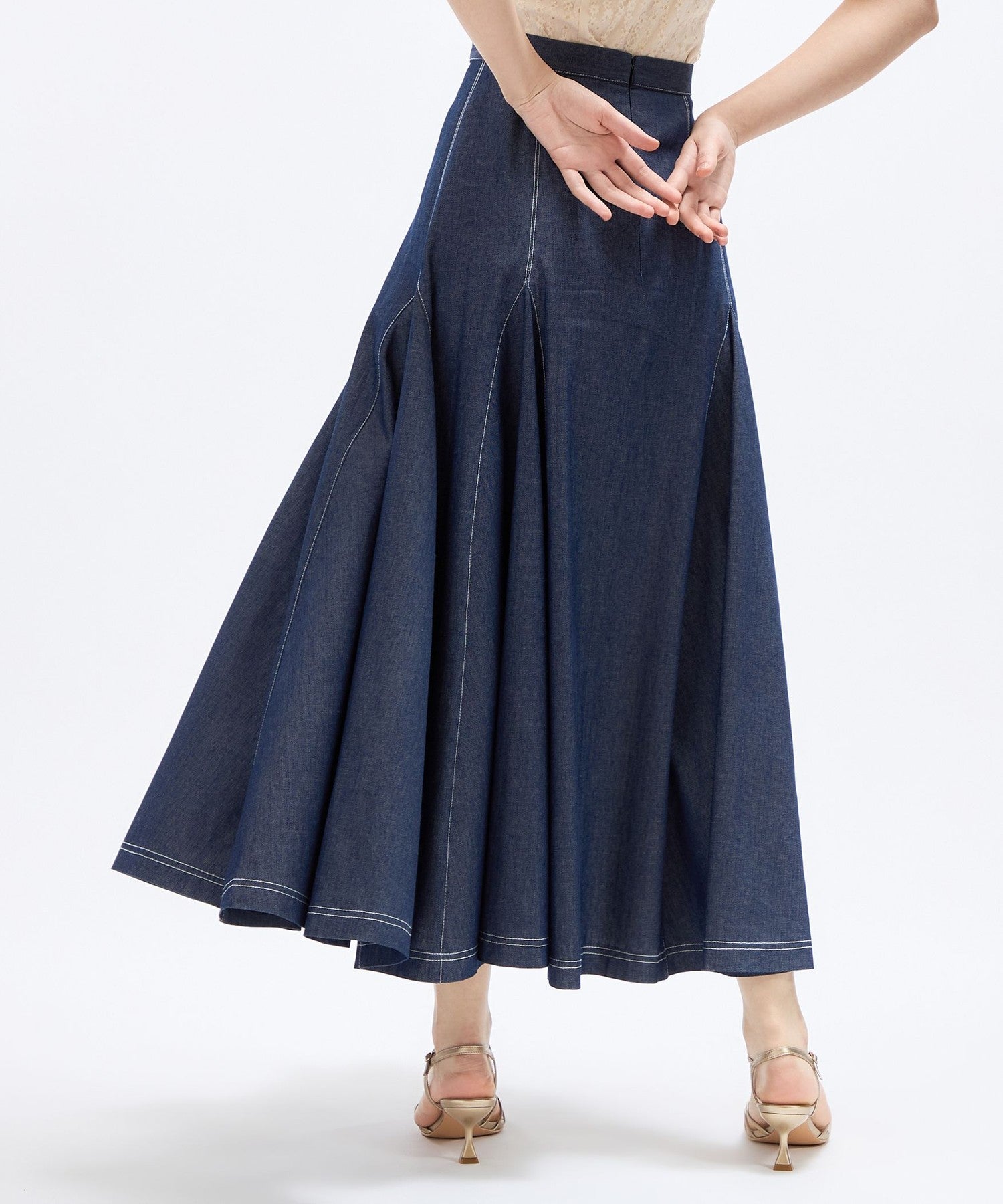 Flared denim skirt discount