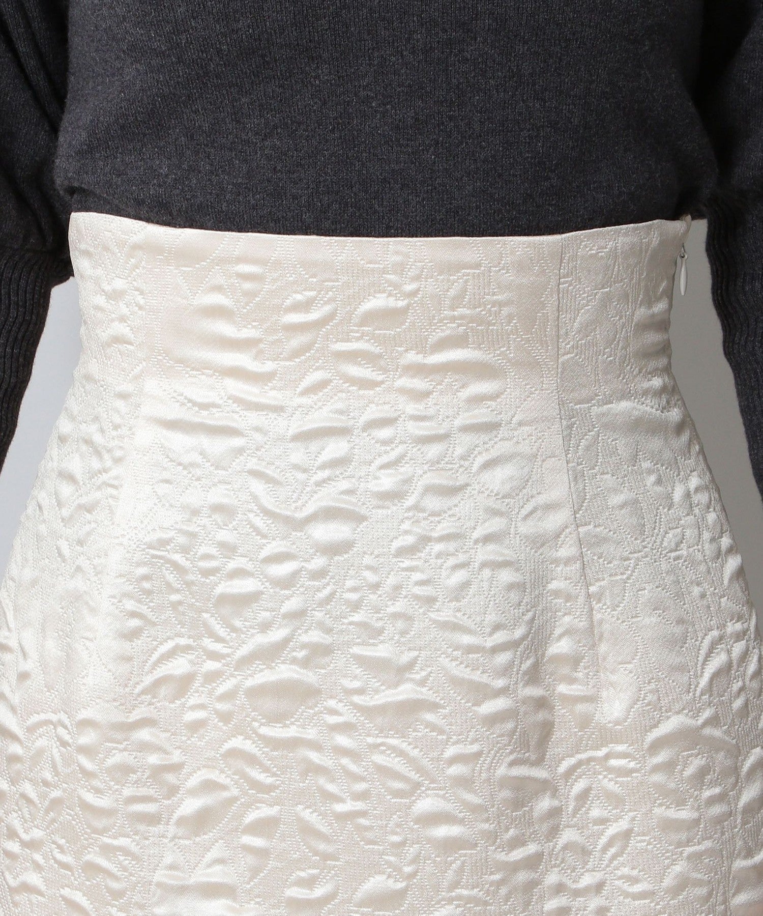Velvet Bow Tree Skirt | Anthropologie Japan - Women's Clothing, Accessories  & Home