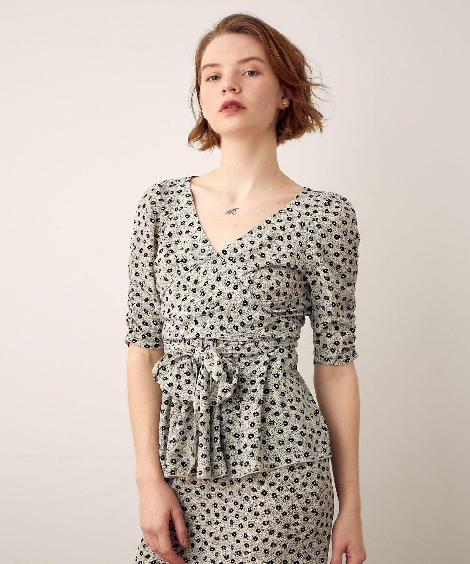 Fleur dot cache-coeur blouse
