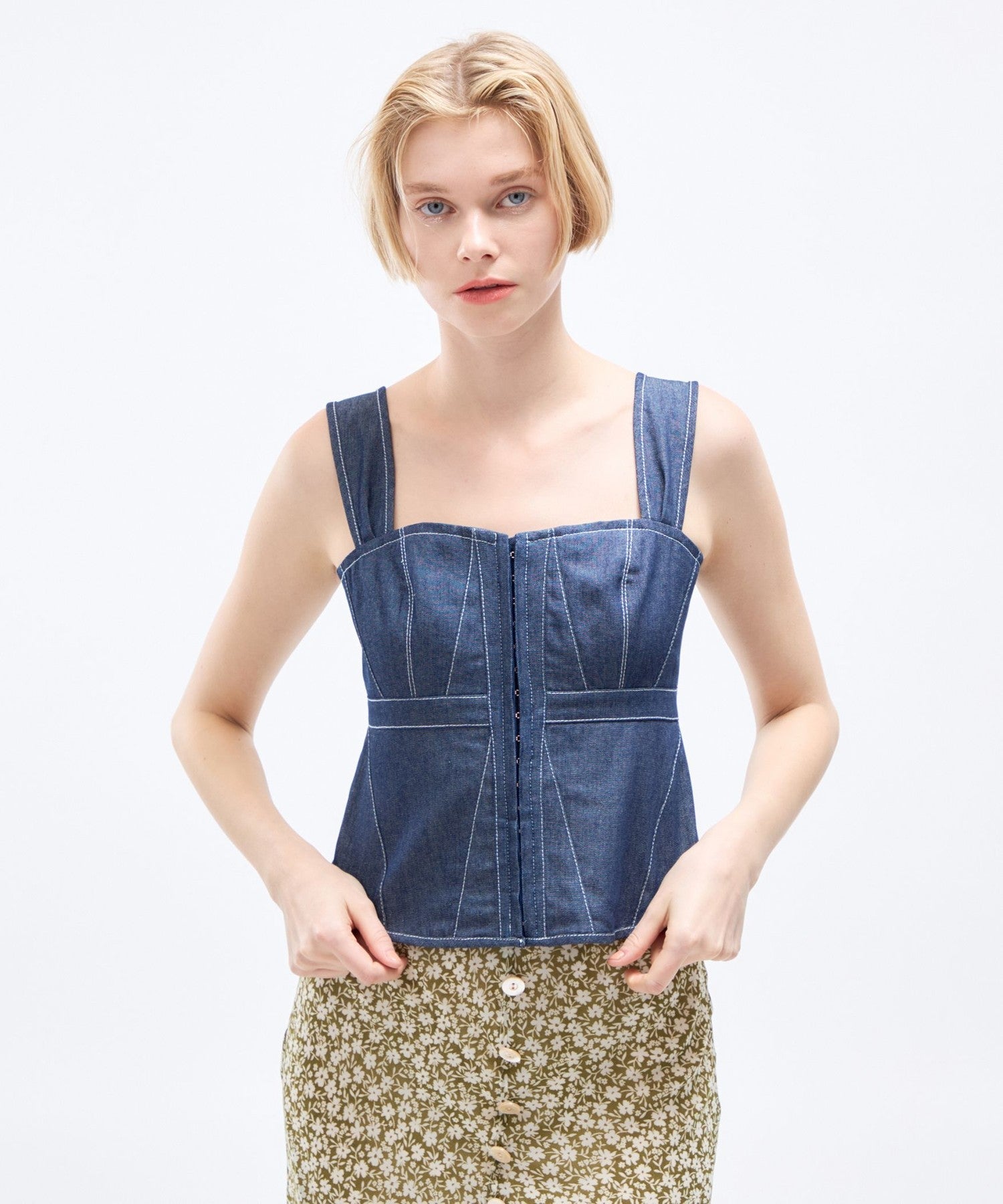Lace-up bustier