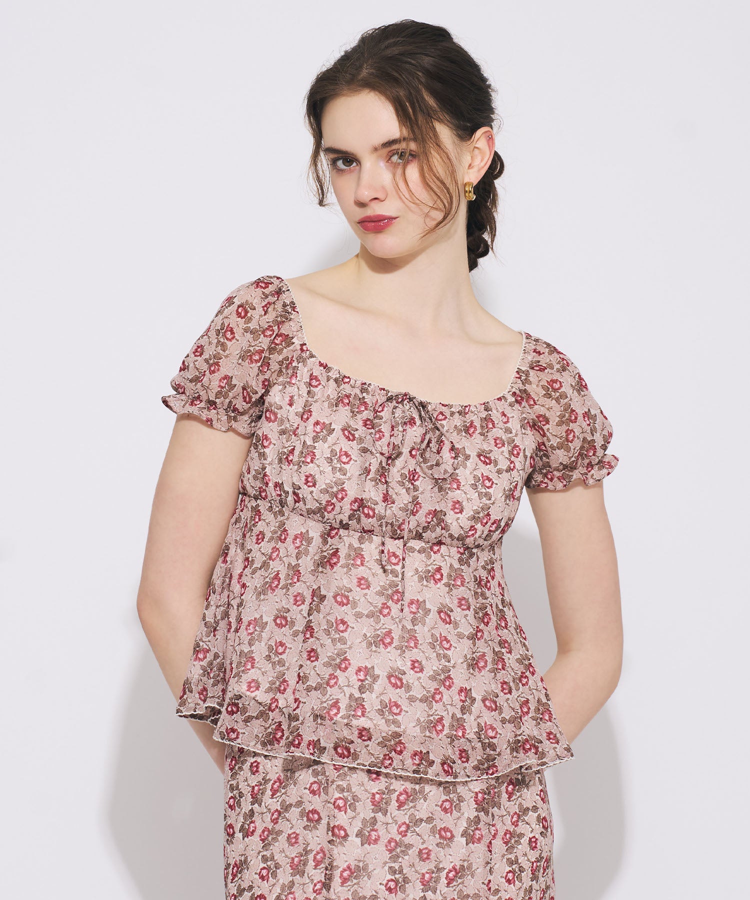 BLOUSE