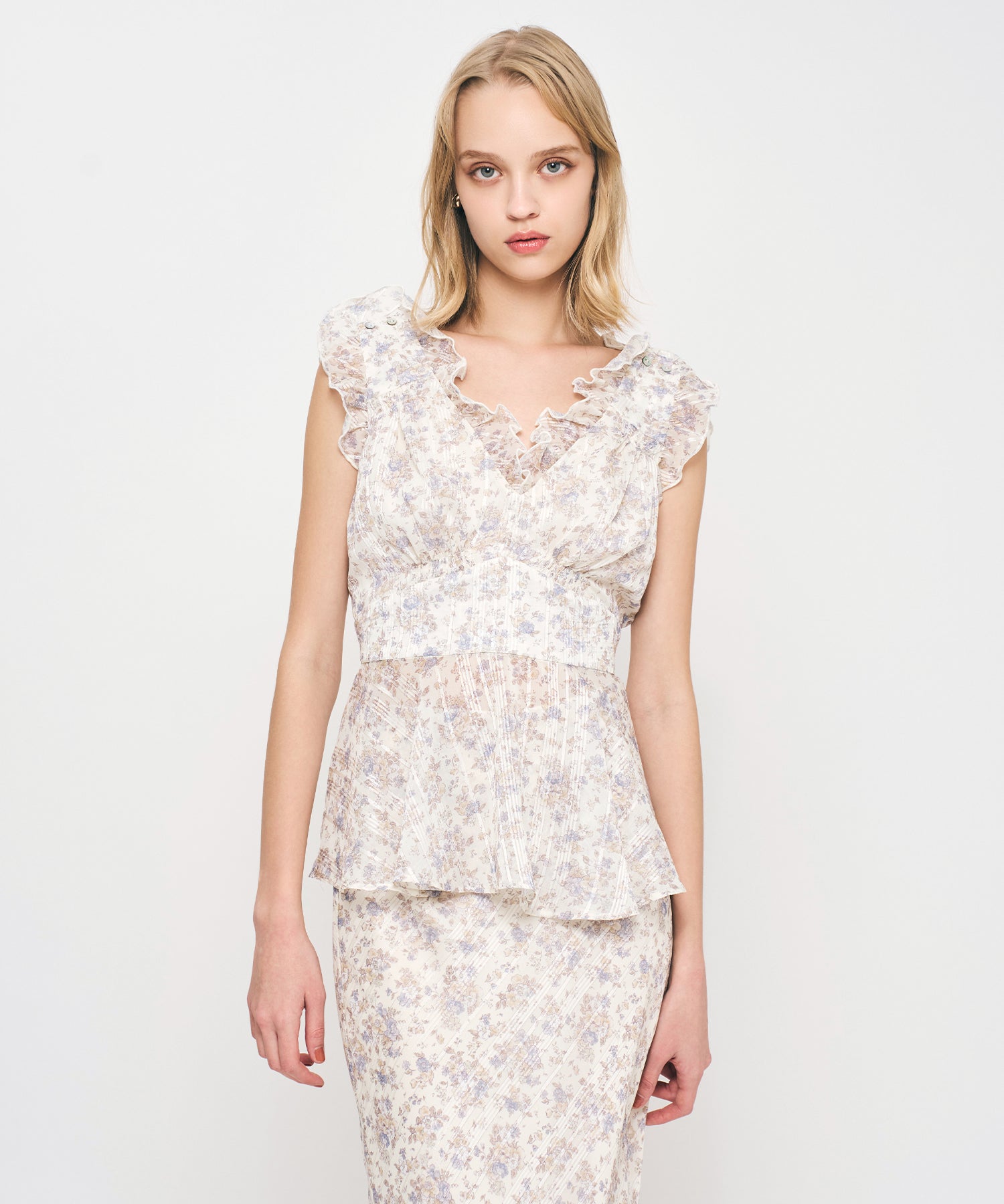 フルールラメシフォンフリルブラウス