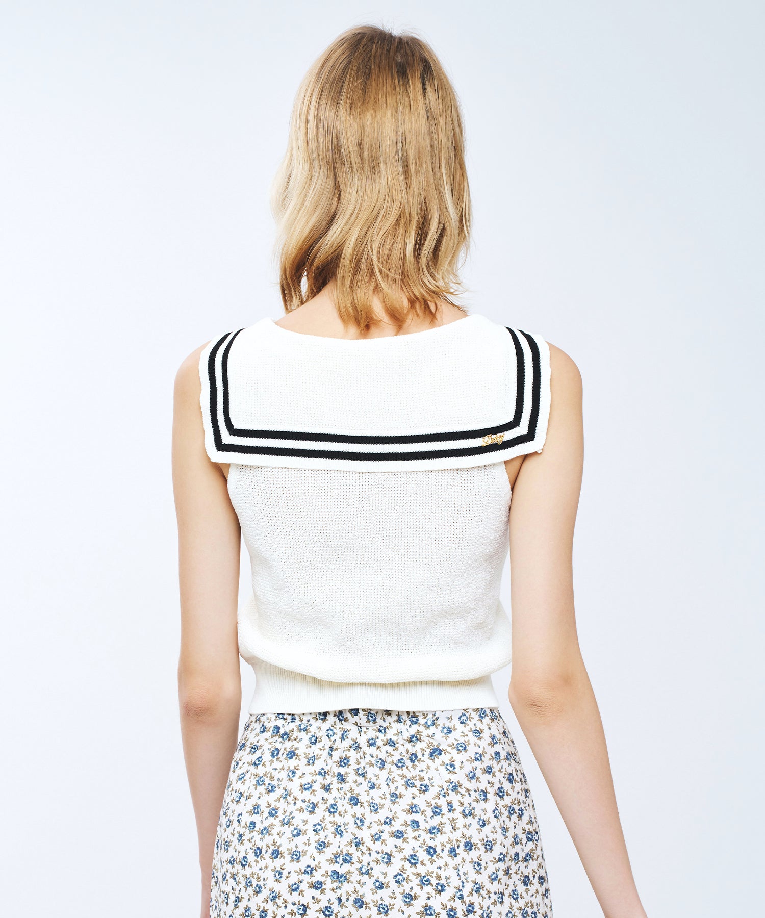 セーラーカラーマリンニット