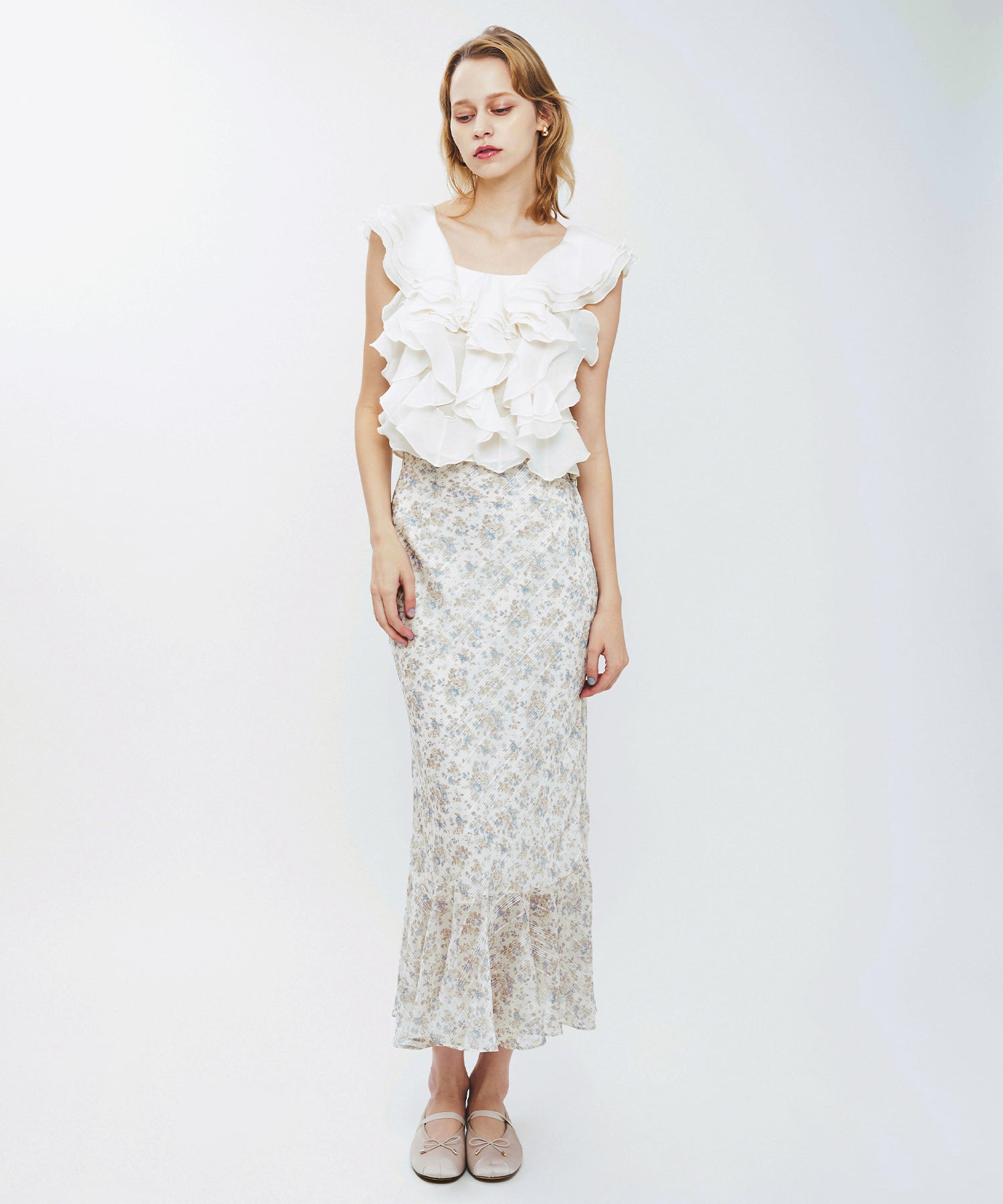 シアーフレアフリルブラウス