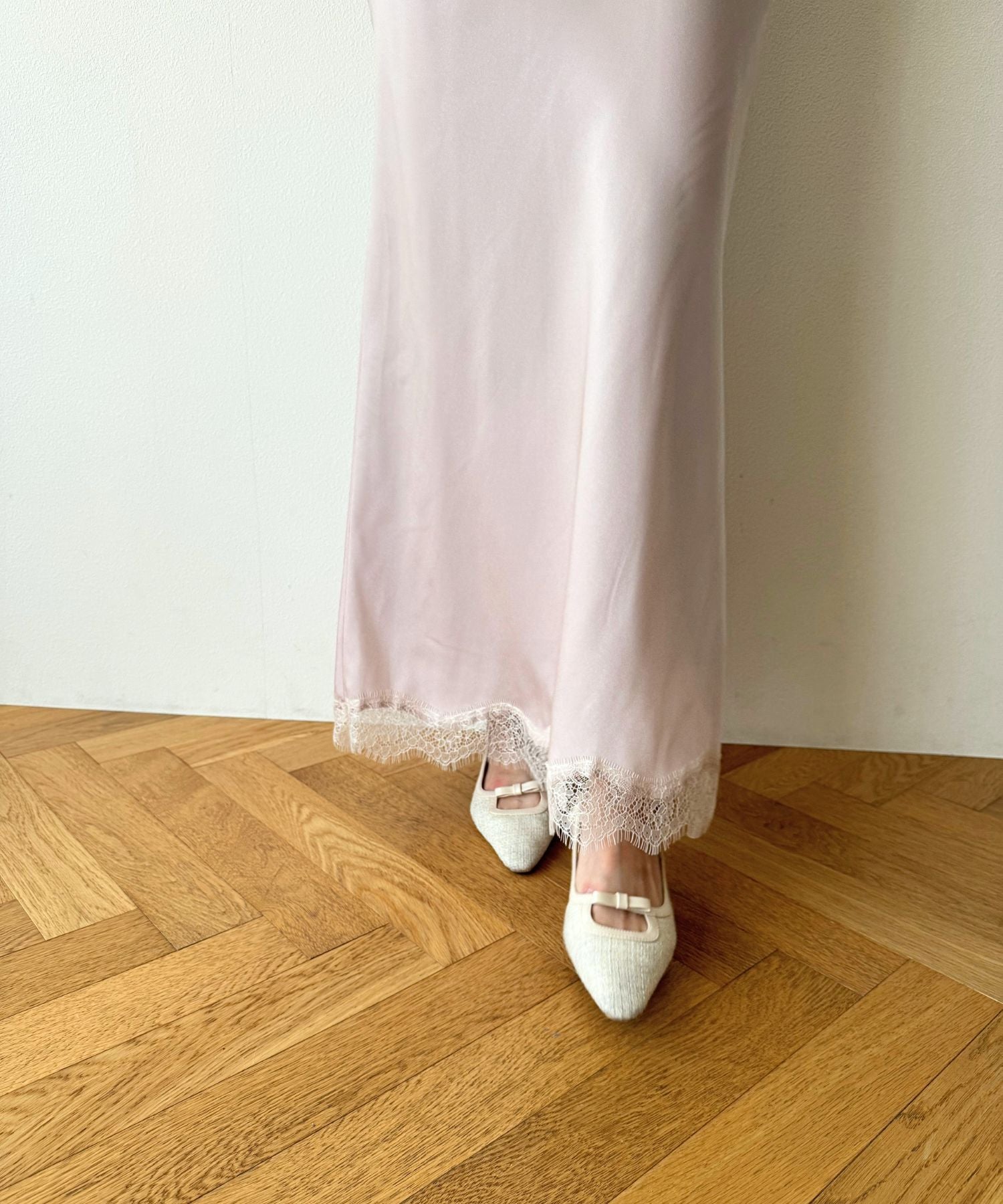 アイラッシュレーストリムスカート
