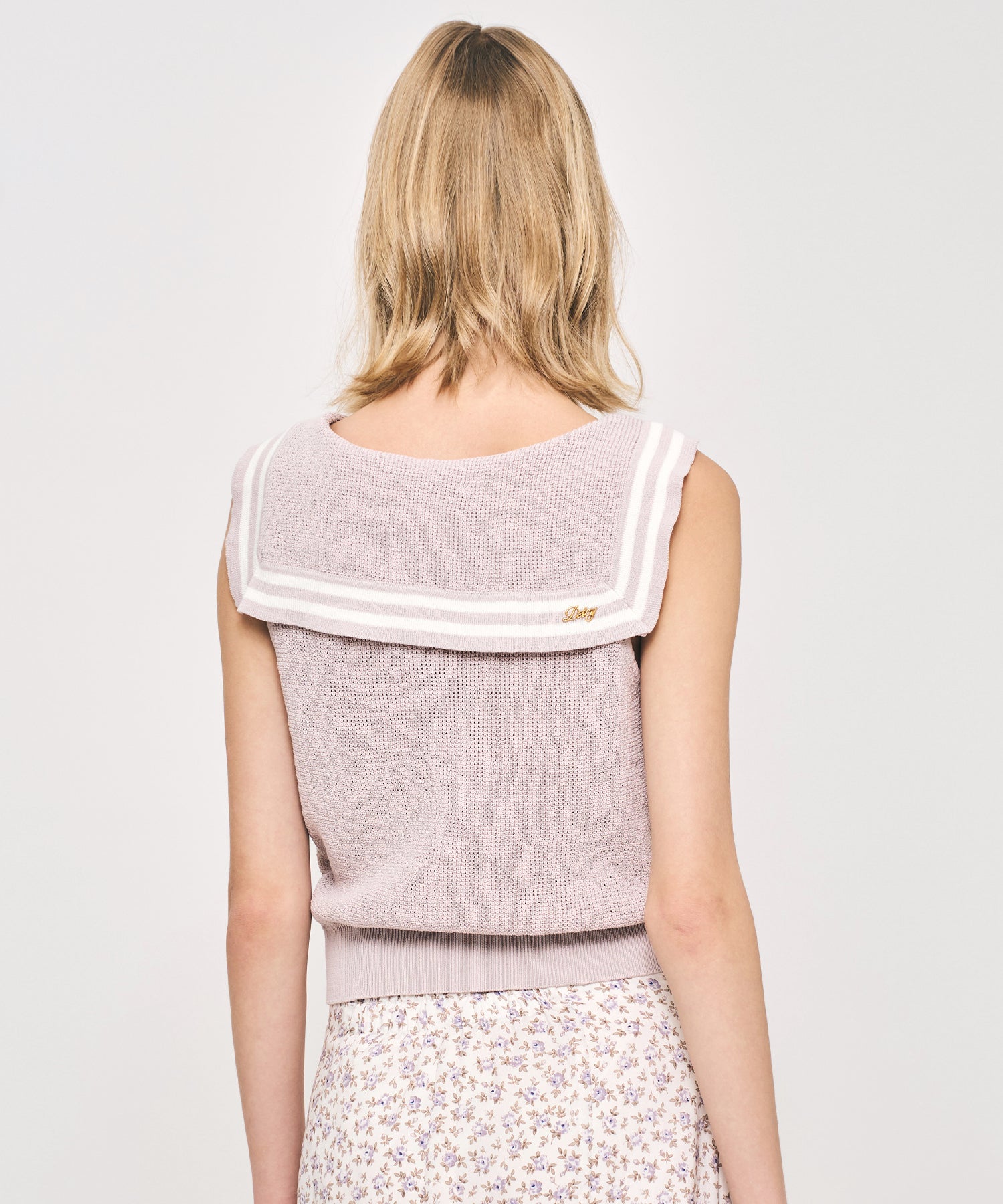 セーラーカラーマリンニット