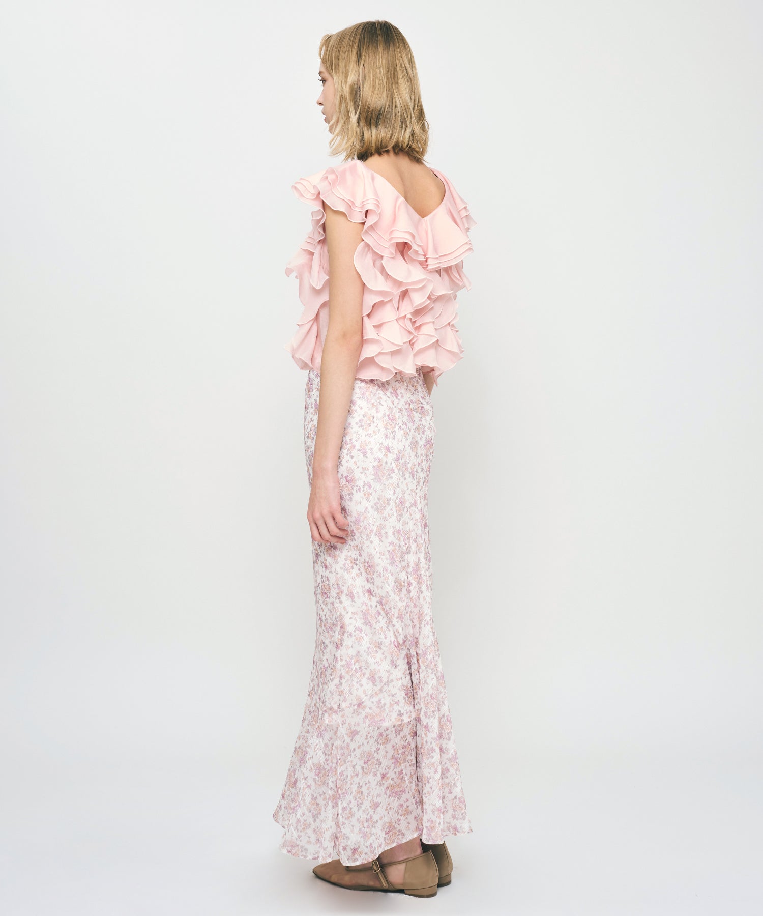 【予約】シアーフレアフリルブラウス