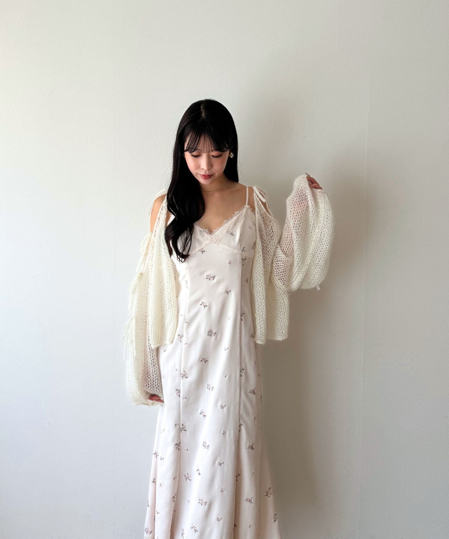 ローズ刺繍キャミワンピース