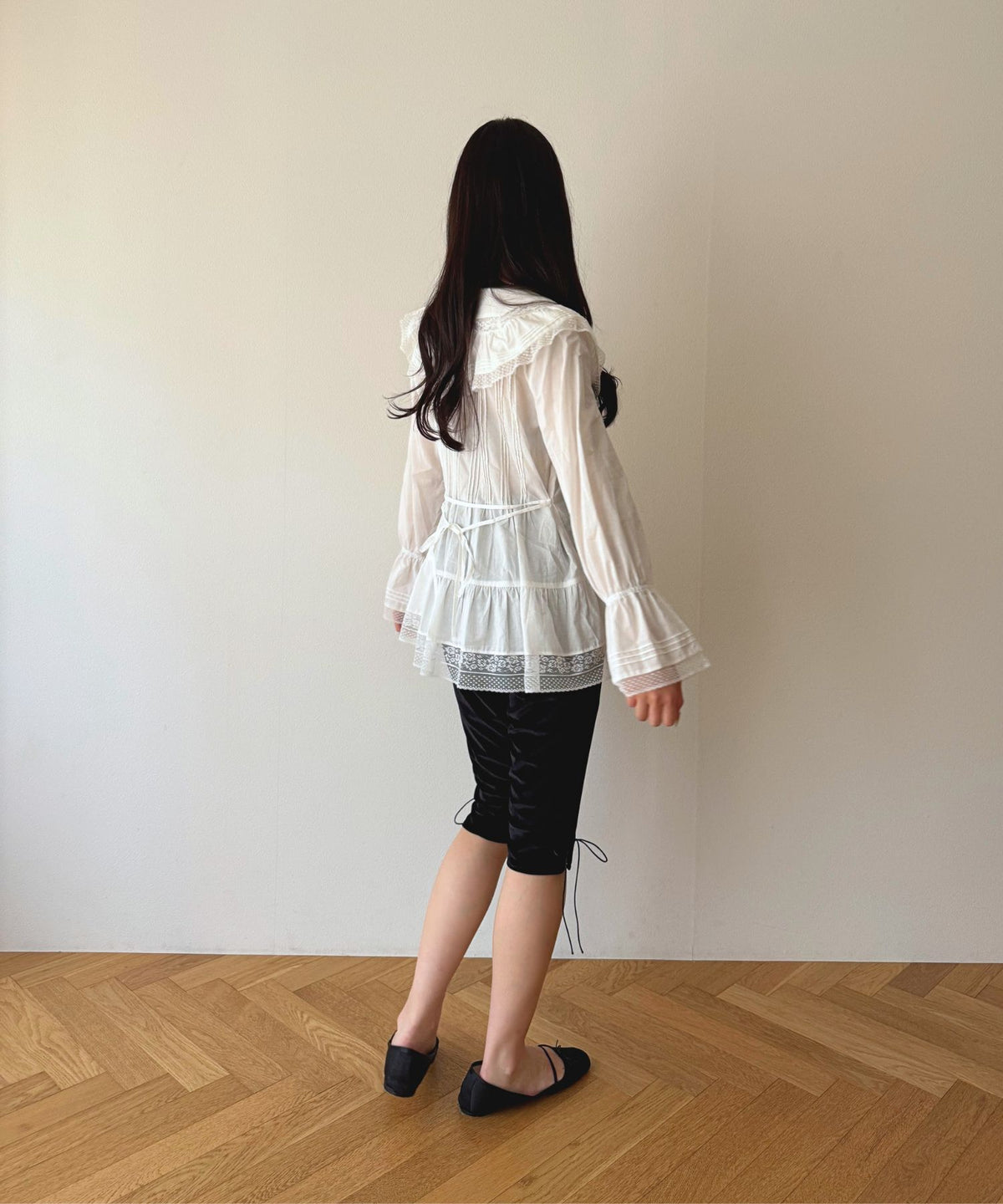 コットンローンレースフリルブラウス