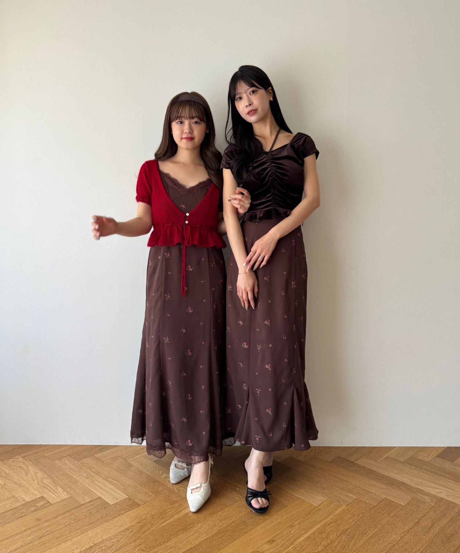 ローズ刺繍マーメイドスカート