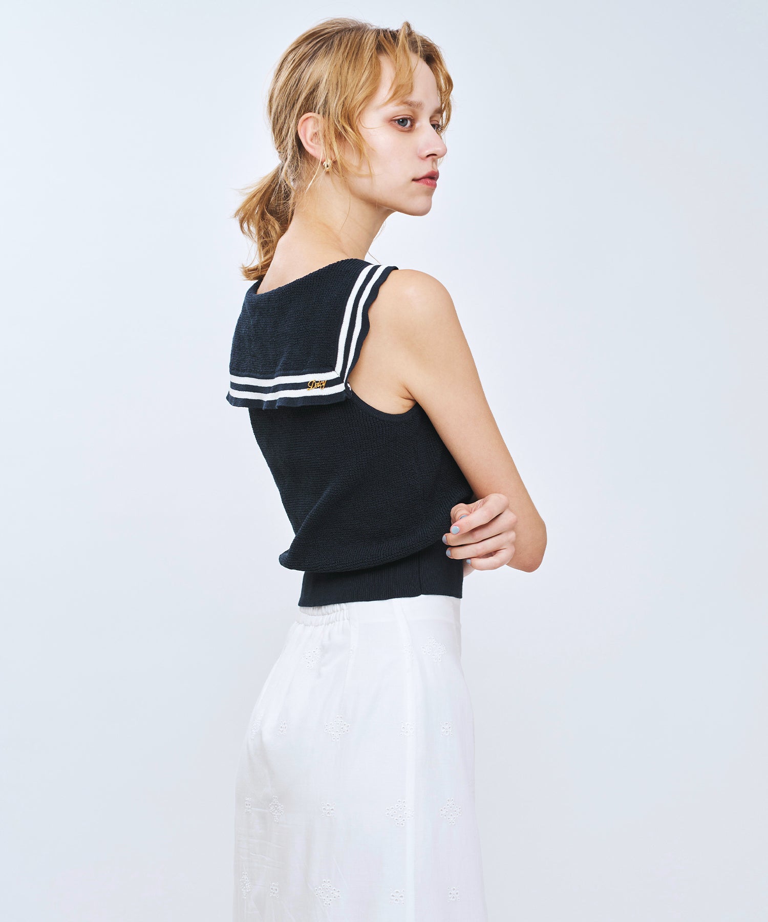 セーラーカラーマリンニット