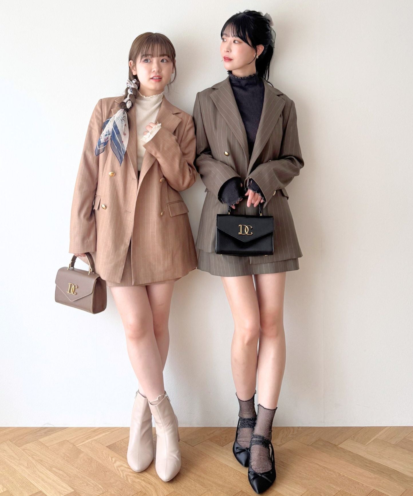 ストライプタックミニスカート