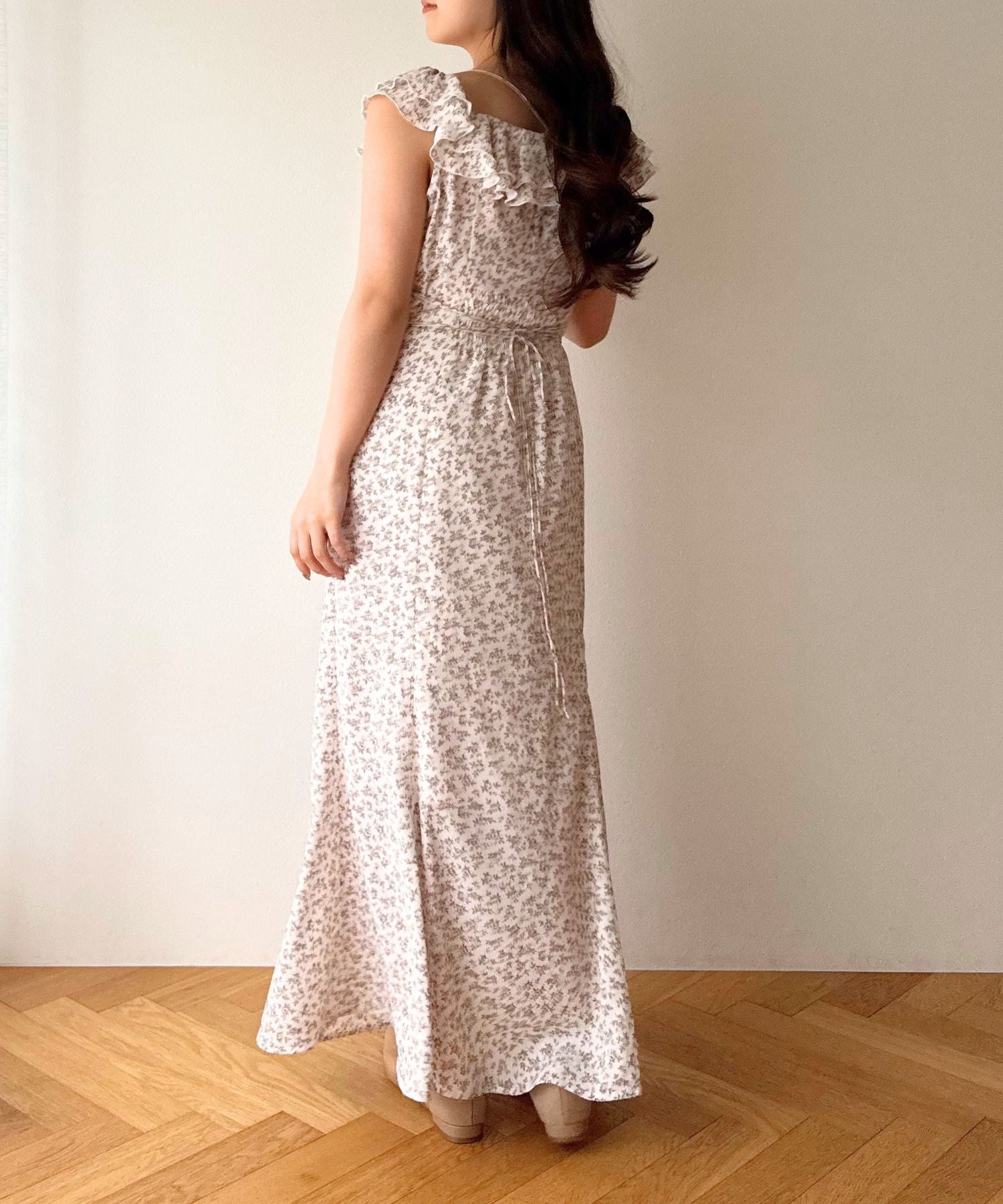 ローズフリルワンピース