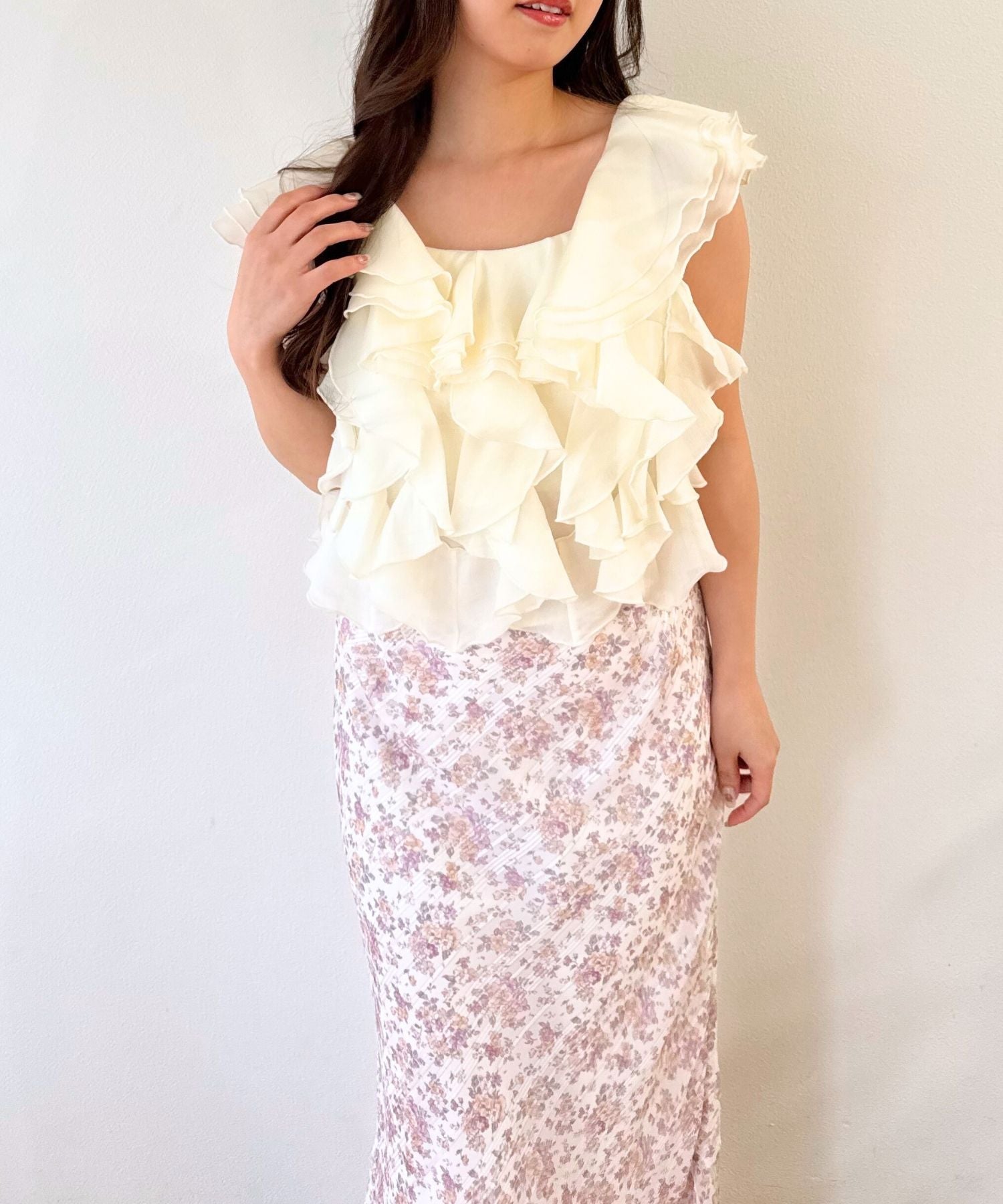 【予約】シアーフレアフリルブラウス